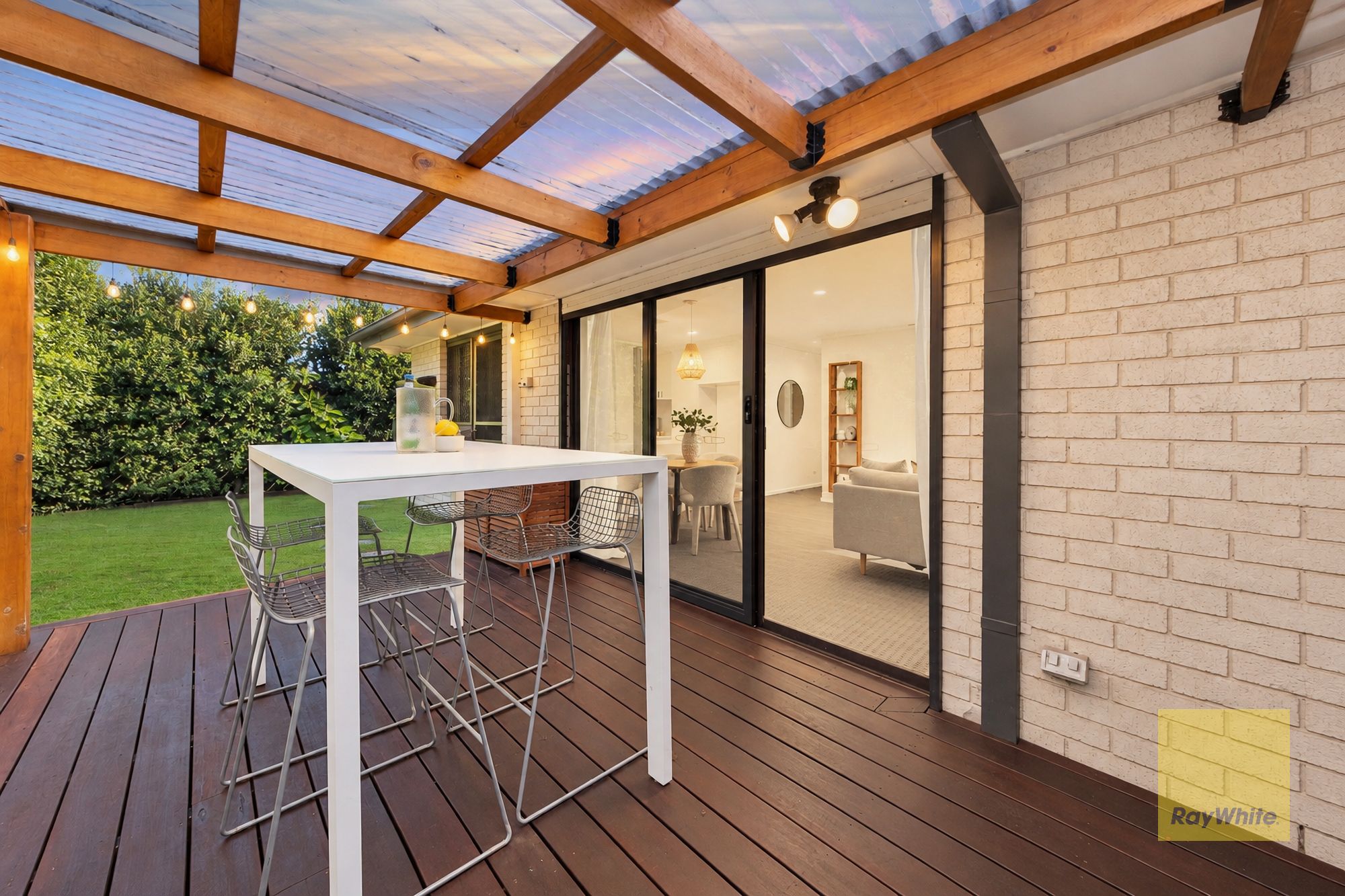 2/2-6 Christie Street — photo 10 of 11