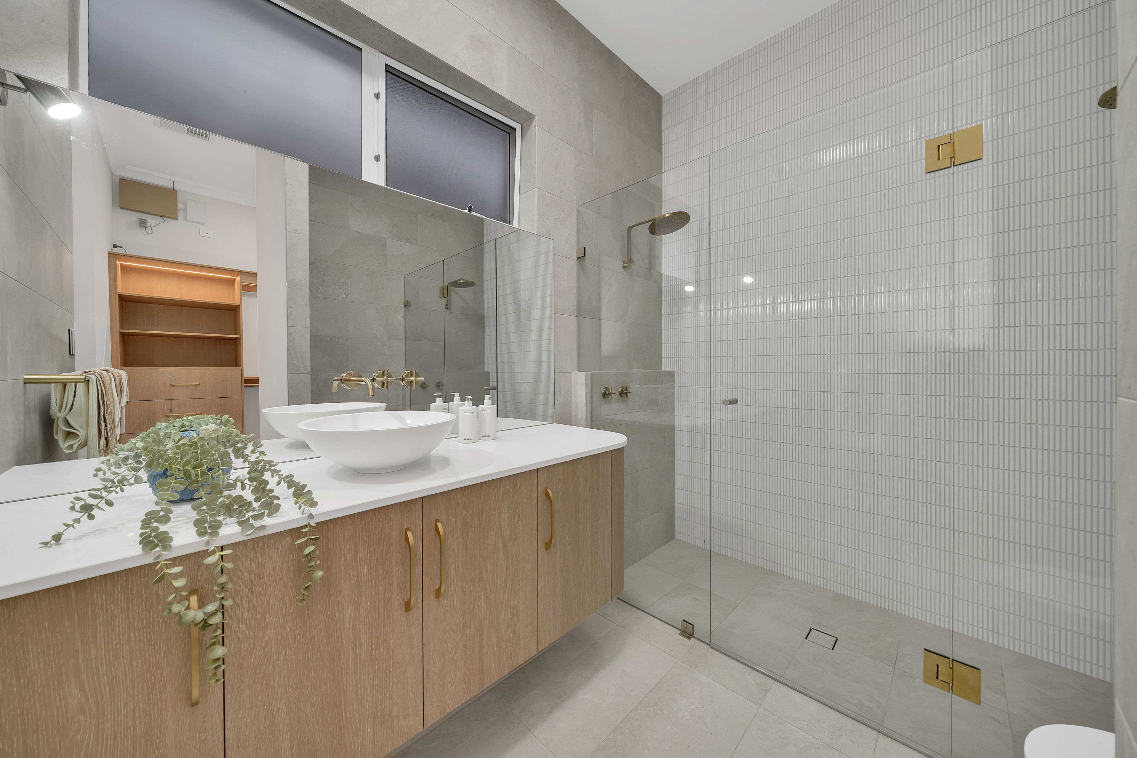 12 Sunflower Boulevard — photo 5 of 29