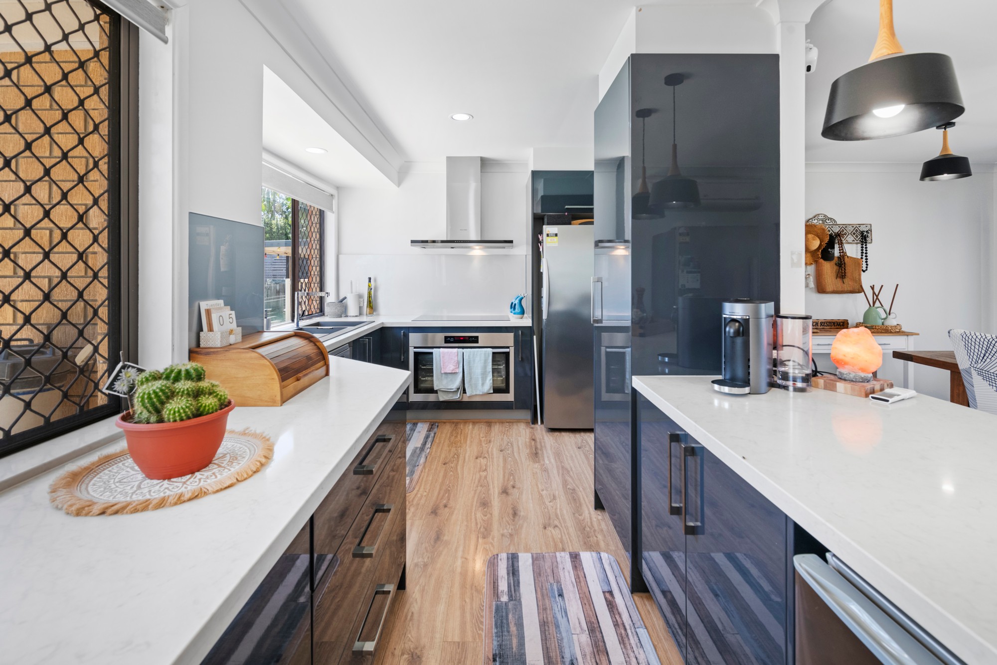 2 Bushtree Court, Burleigh Waters, QLD 4220