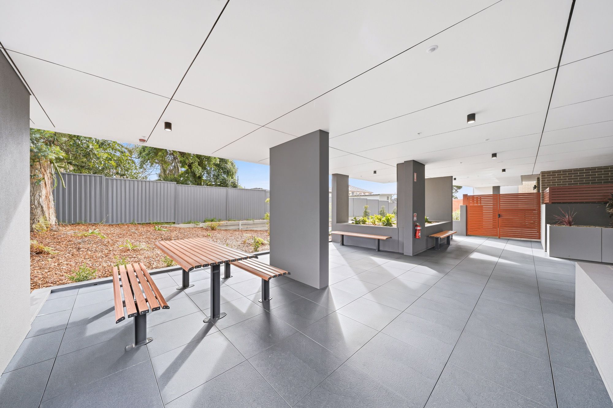 2 Bedroom Units/27-33 Ascot Street — photo 18 of 25