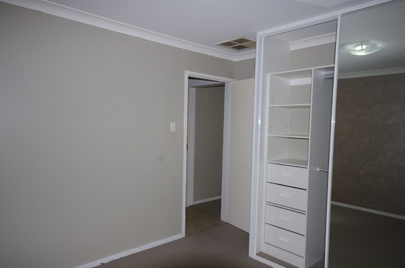 40A Esperanto Way, Westminster, WA 6061
