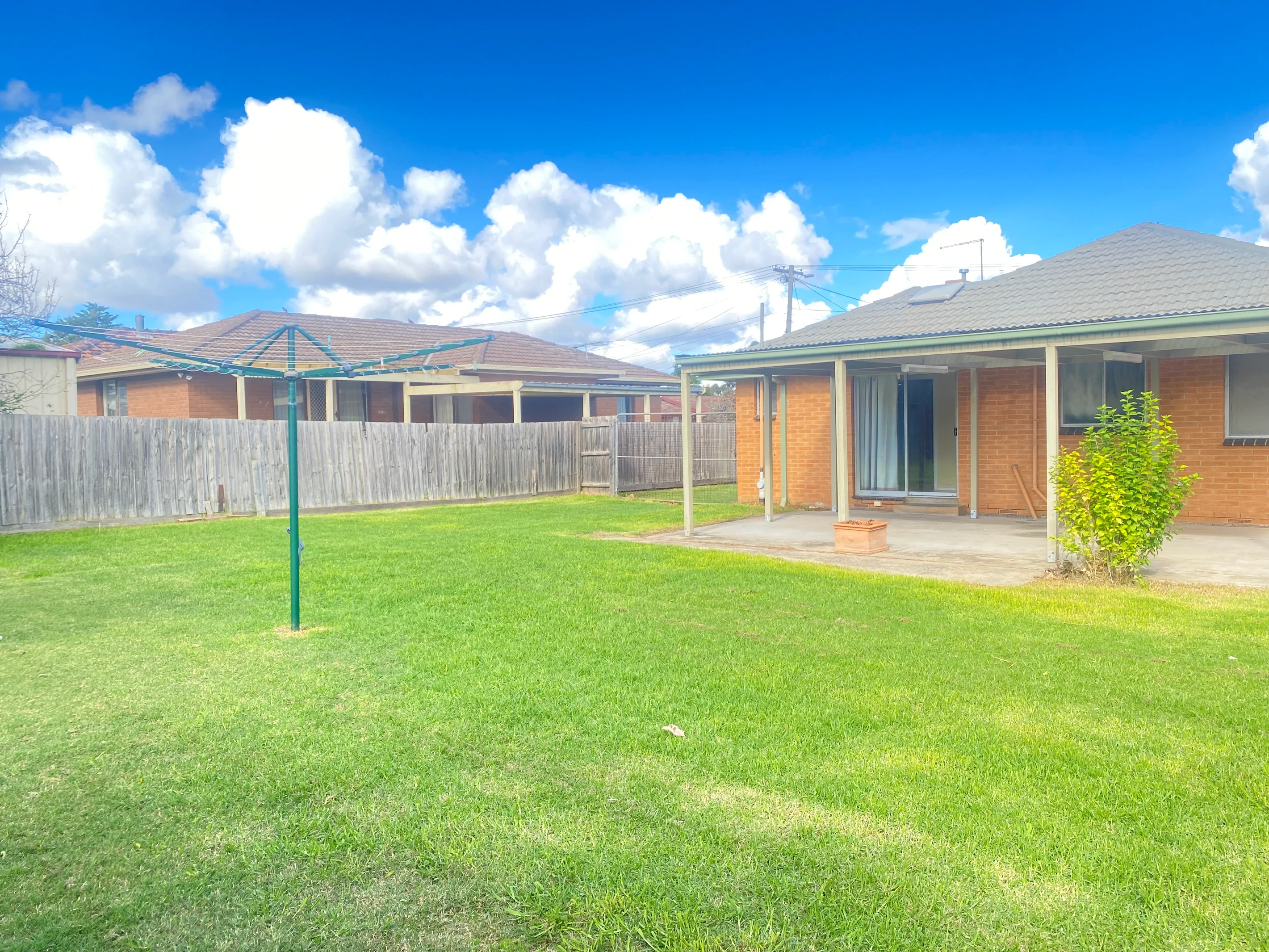 42 Vista Drive, Melton, VIC 3337