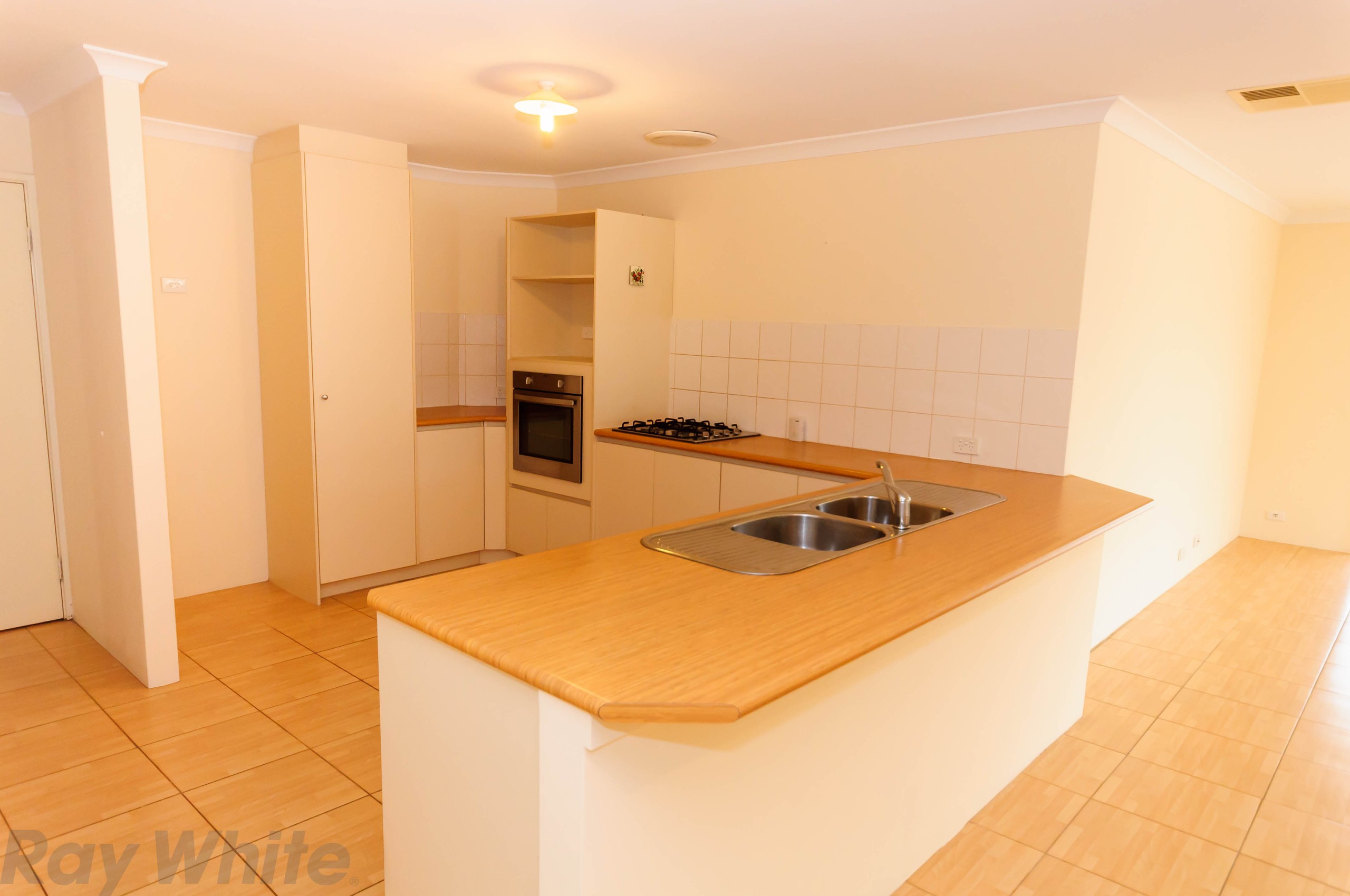 310 Robinson Avenue, Cloverdale, WA 6105