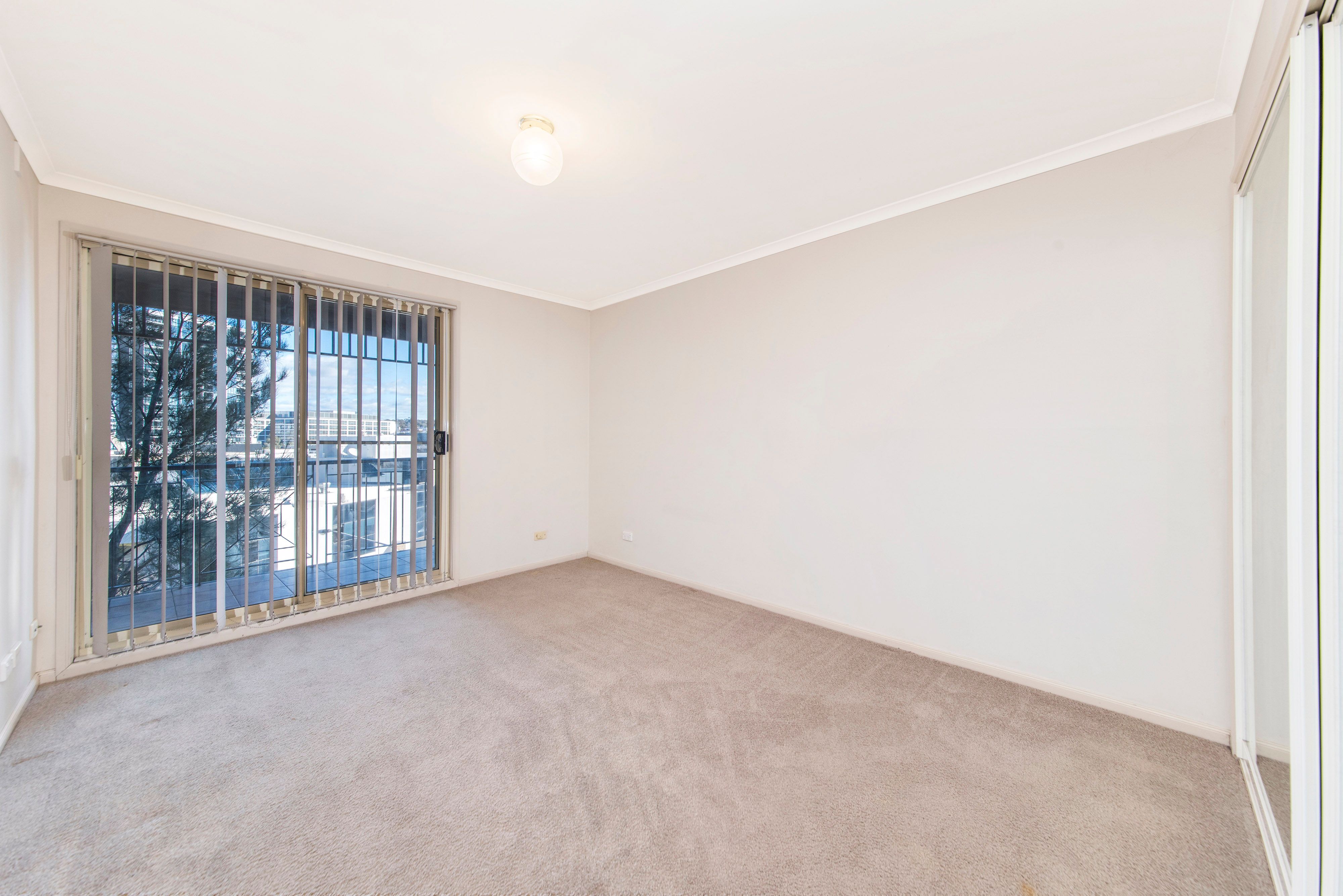 42/13 Chandler Street — photo 5 of 11