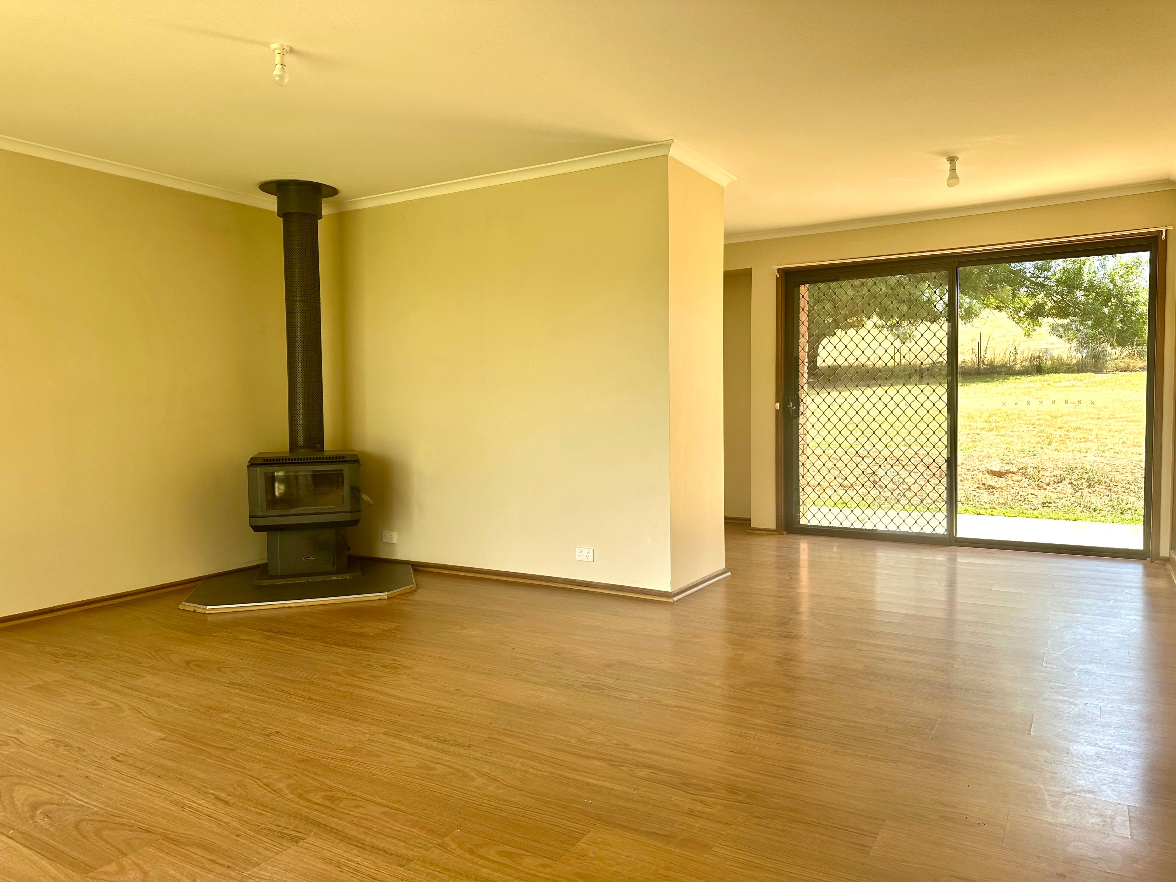 113 Bogong Street — photo 5 of 18