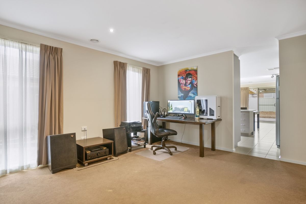 63 Lady Penrhyn Drive, Wyndham Vale, VIC 3024