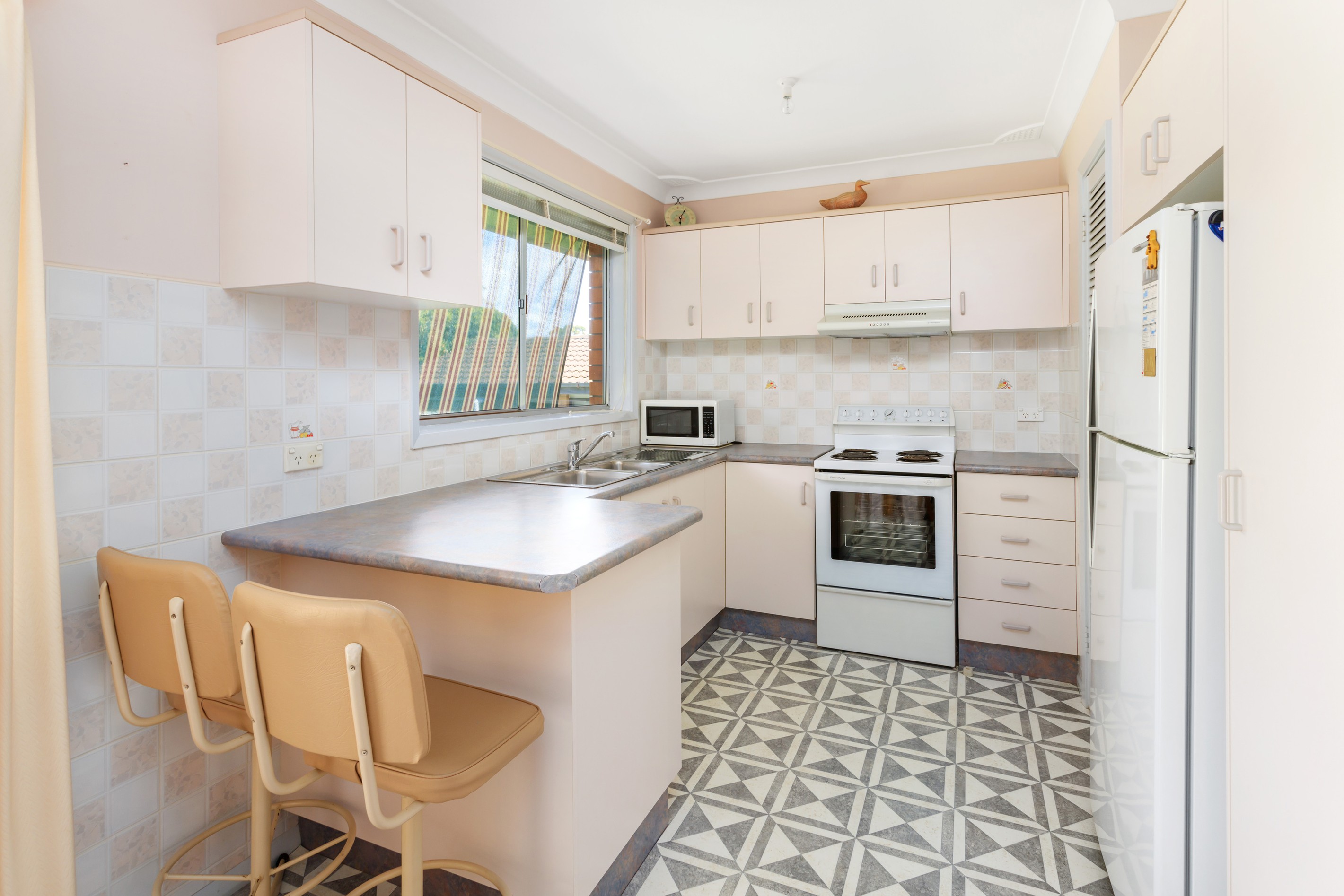 13 Talinga Avenue, Kiama Downs, NSW 2533