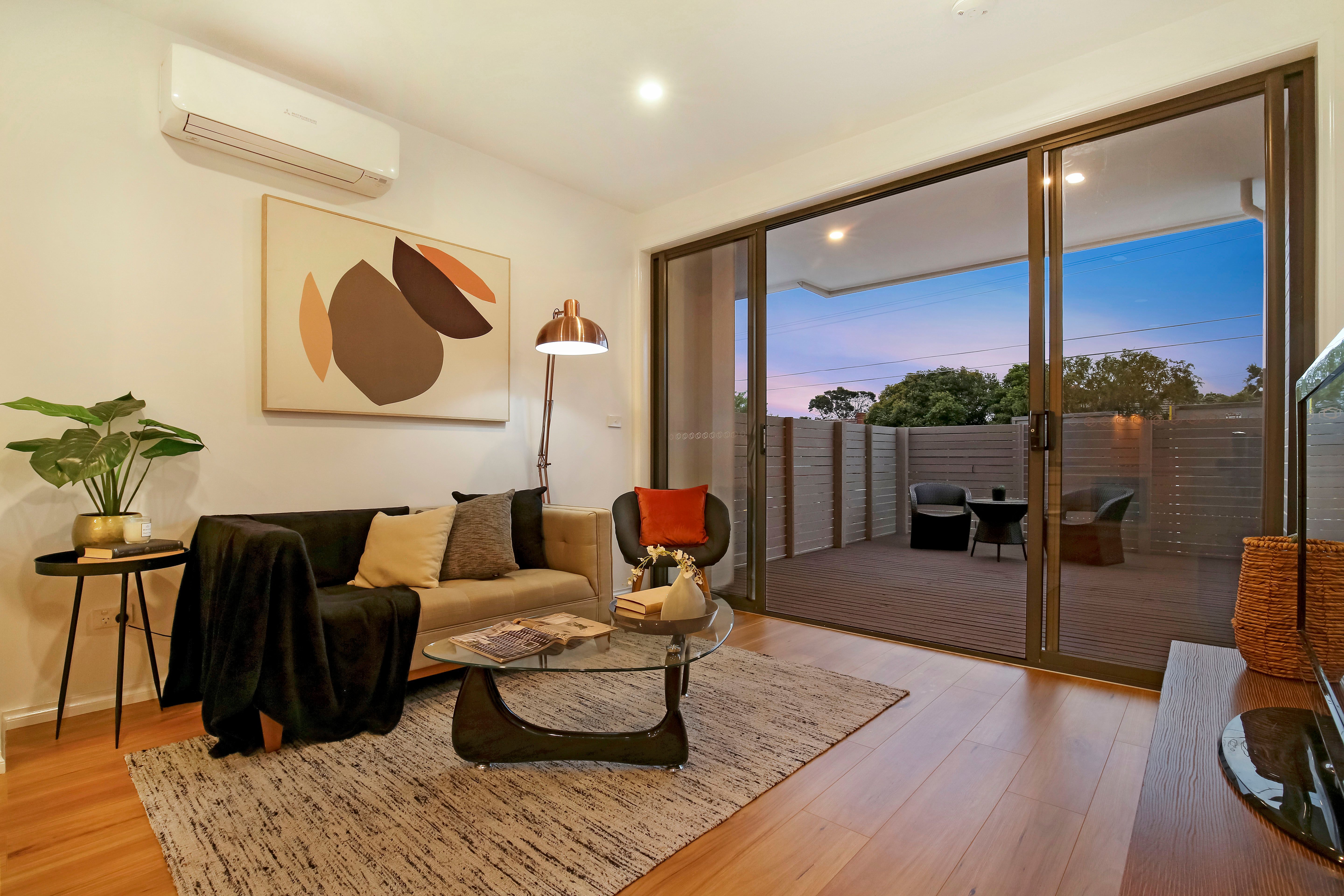 1/212 Spring Street, Reservoir, VIC 3073