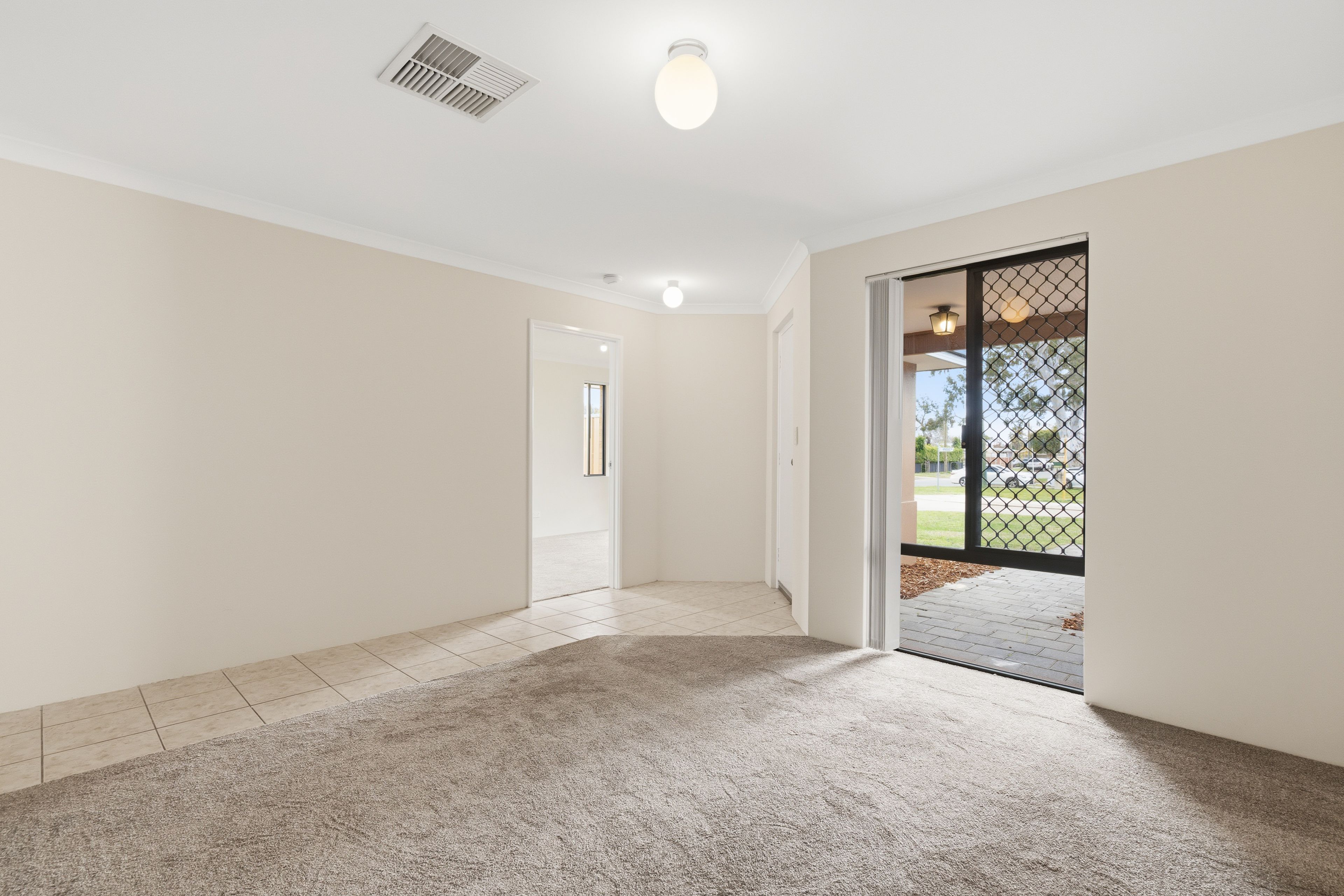 2 Rivose Way — photo 3 of 30