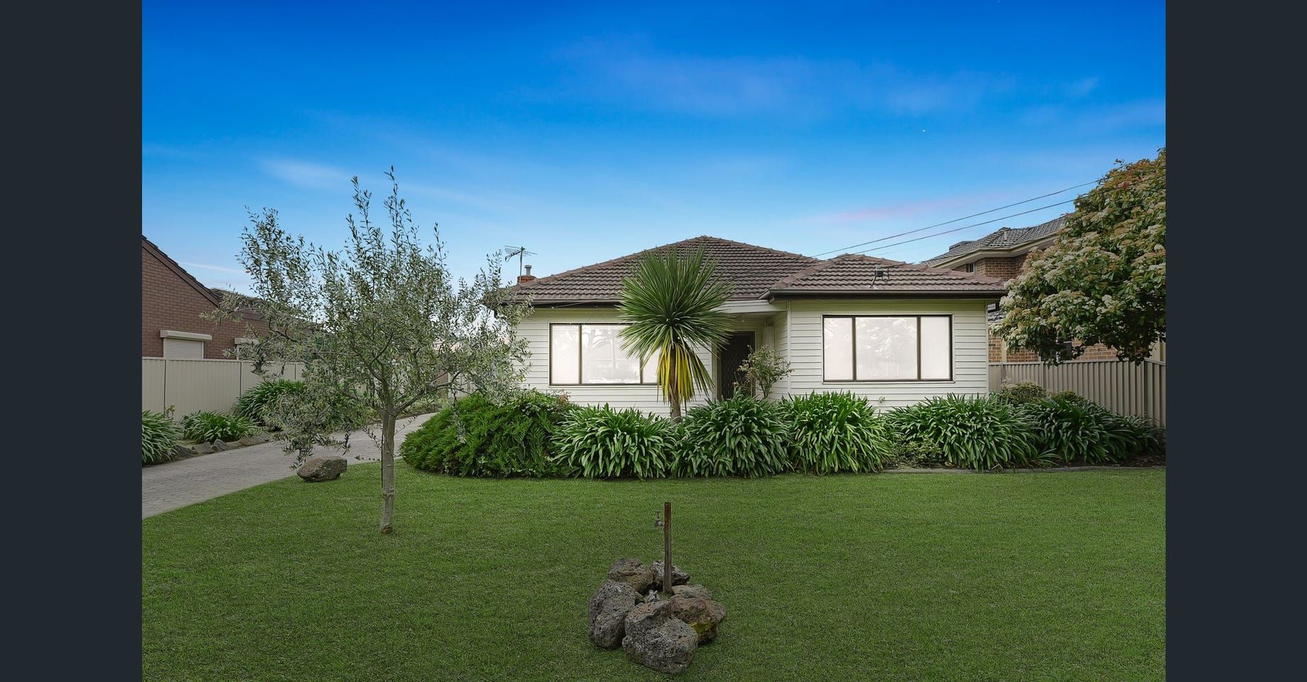 21 Main Road — photo from Ray White Clayton