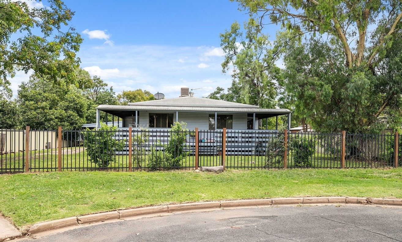 18 Morse Street, Emerald QLD 4720