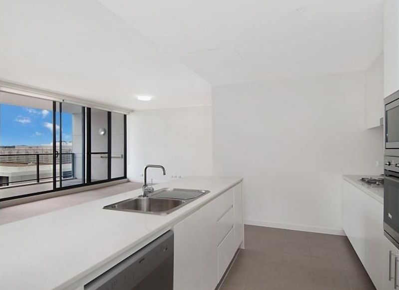 803/88 Rider Boulevard, Rhodes, NSW 2138