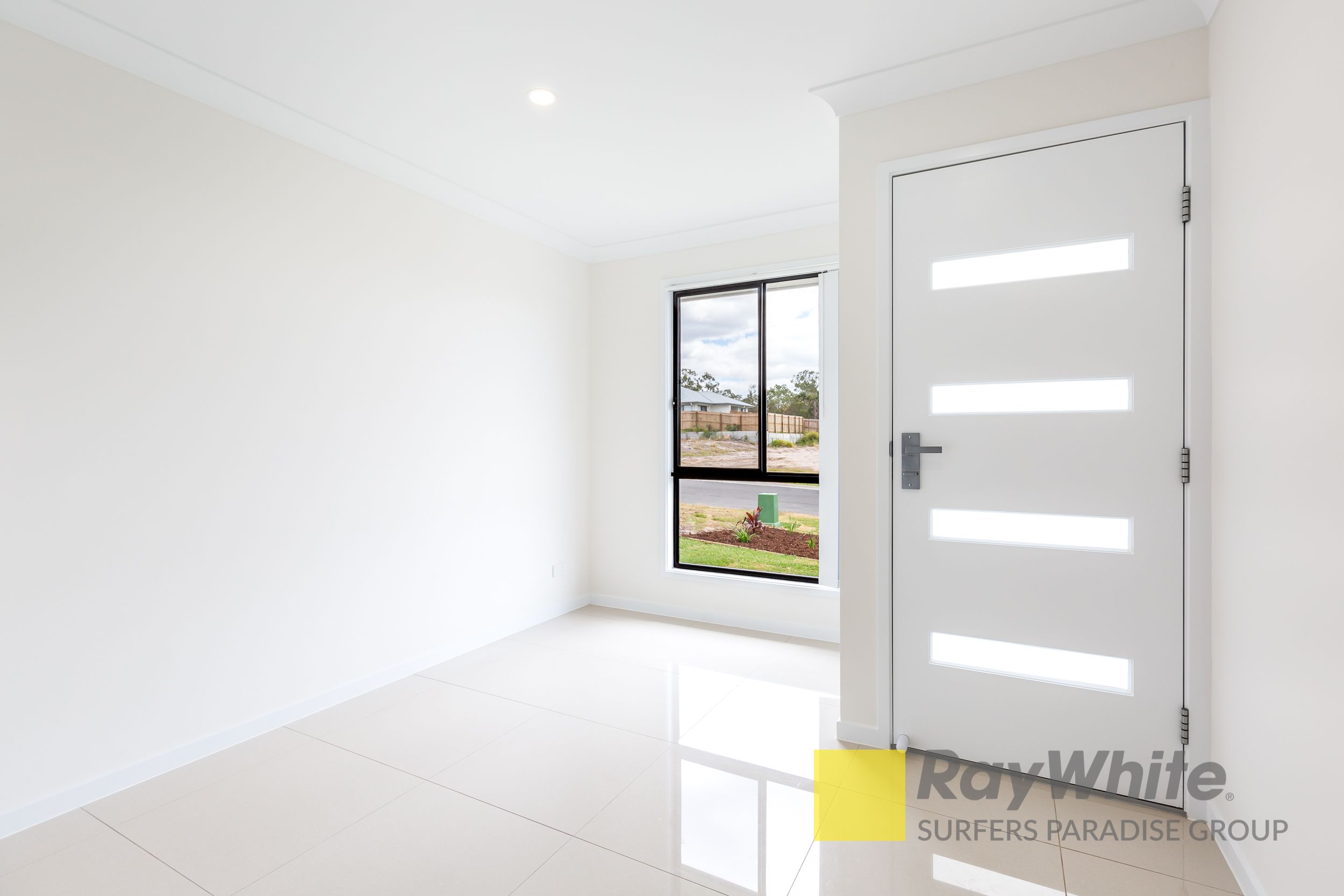 1/16 Mount Mitchell Road, Park Ridge, QLD 4125