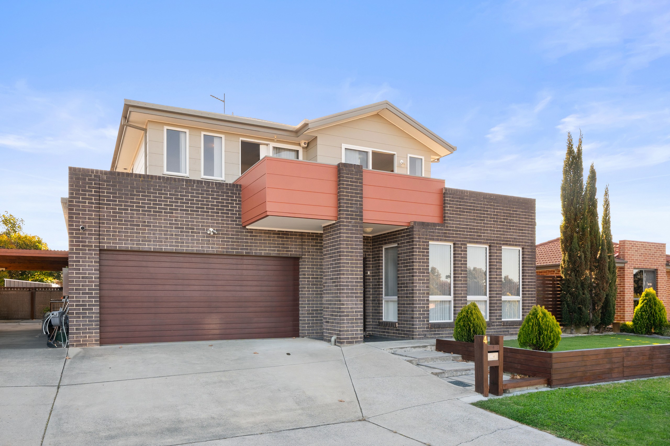 4 Gordon Withnall Crescent, Dunlop, ACT 2615