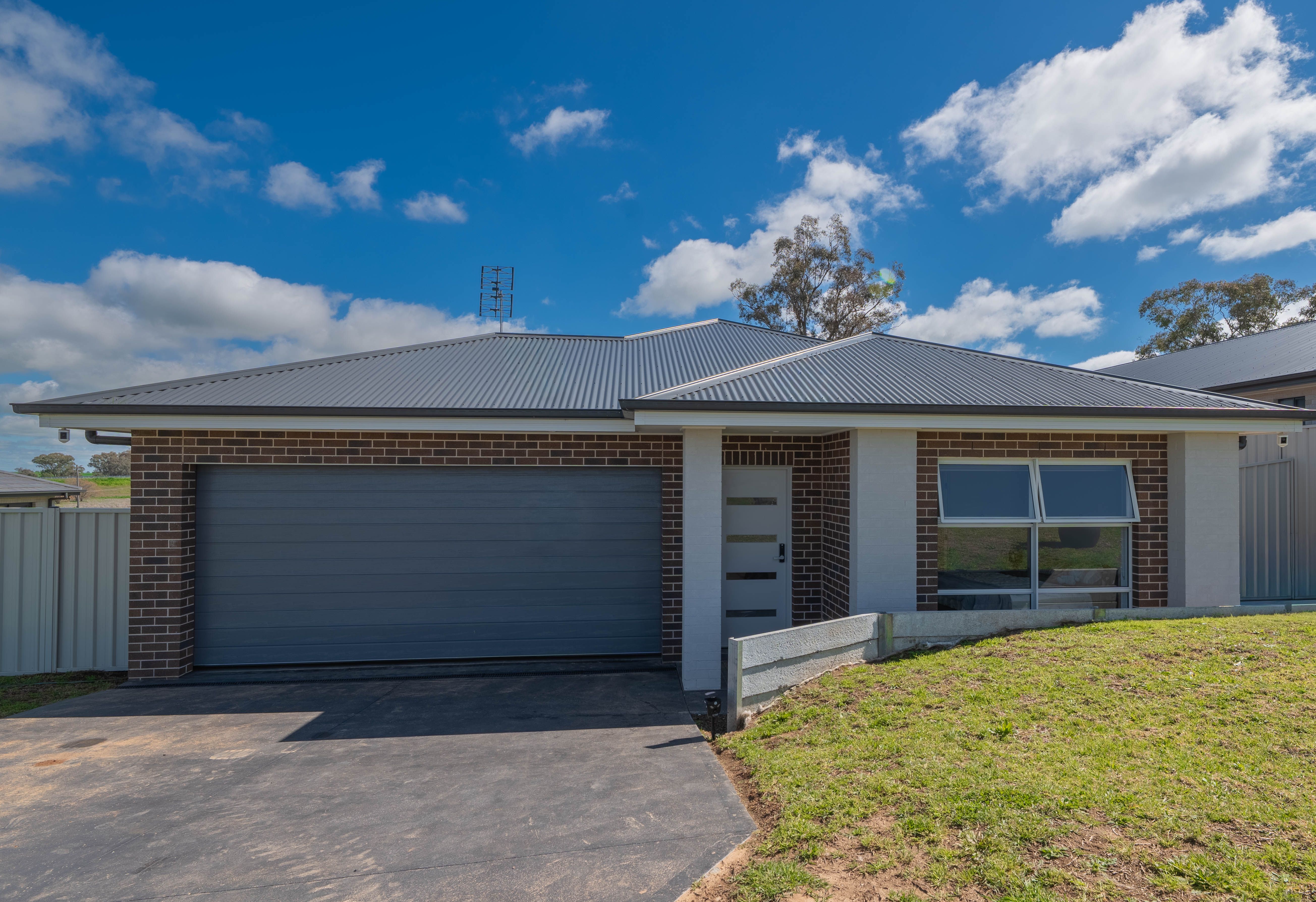 19 Rosewood Avenue — photo from Ray White Parkes
