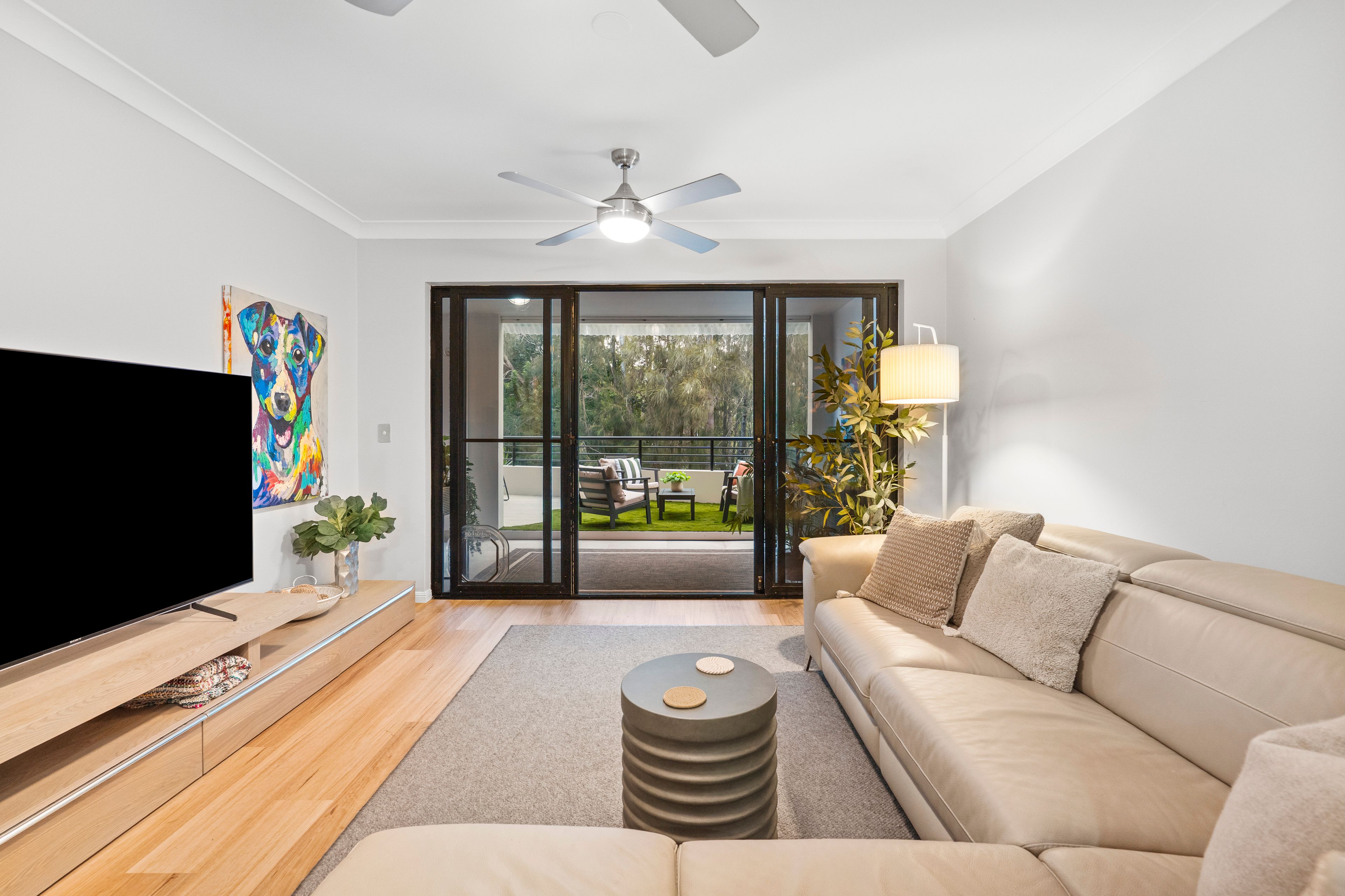 E2/1 Great Hall Drive, Miami, QLD 4220