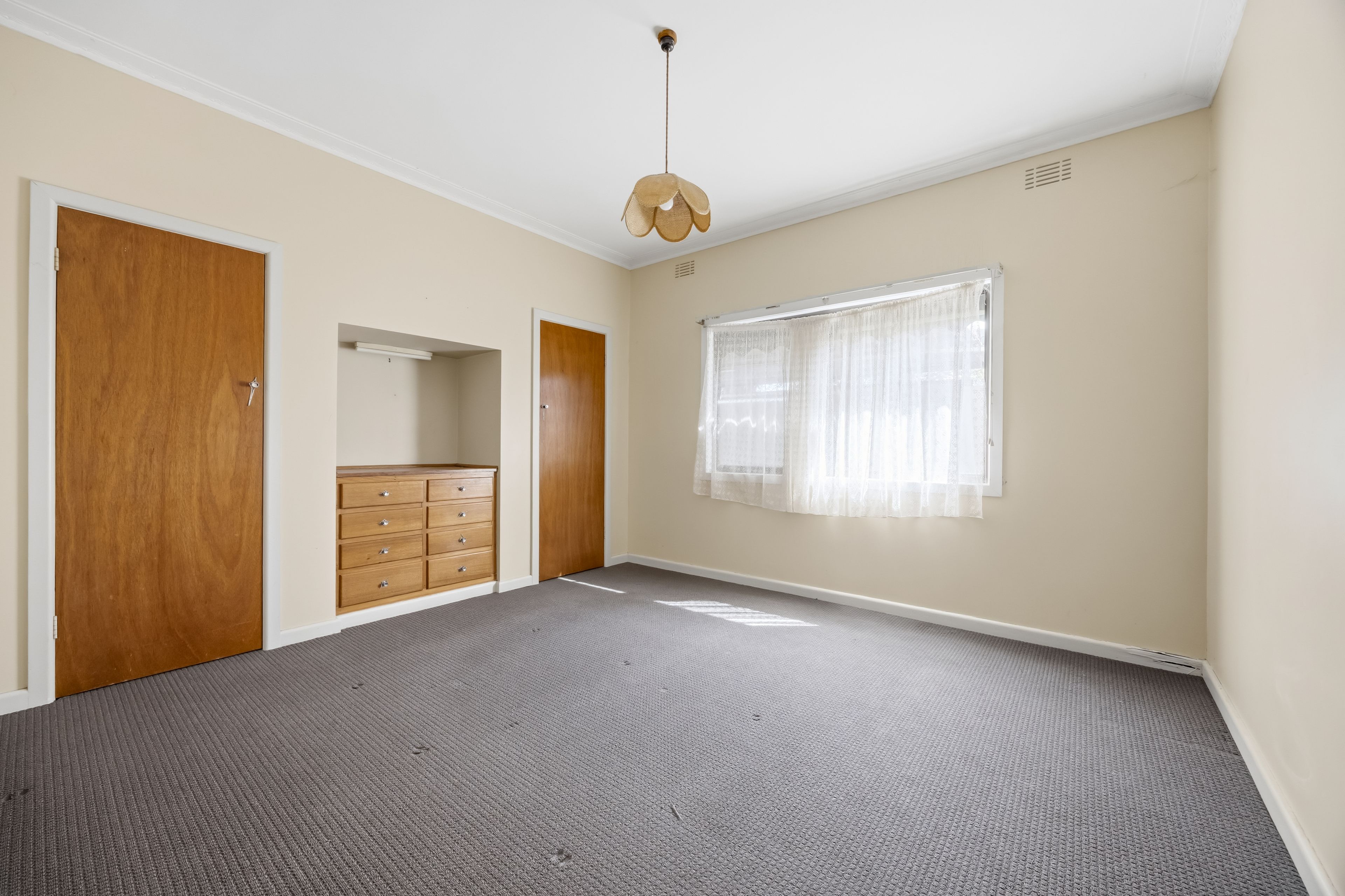 50-52 Ligar Street — photo 8 of 16