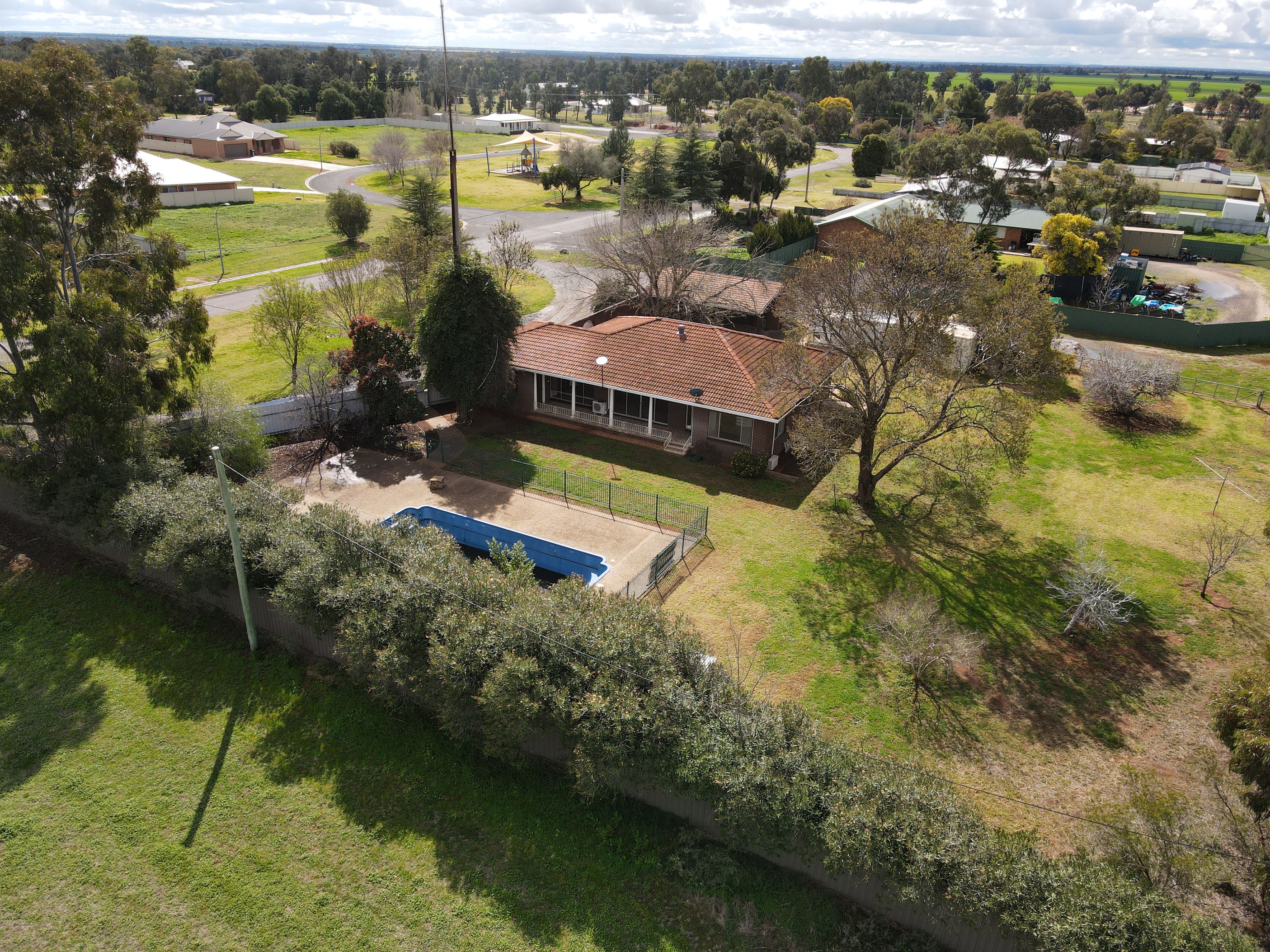 27-29 Napier Street, Goolgowi, NSW 2652 - Sold House - Ray White Griffith