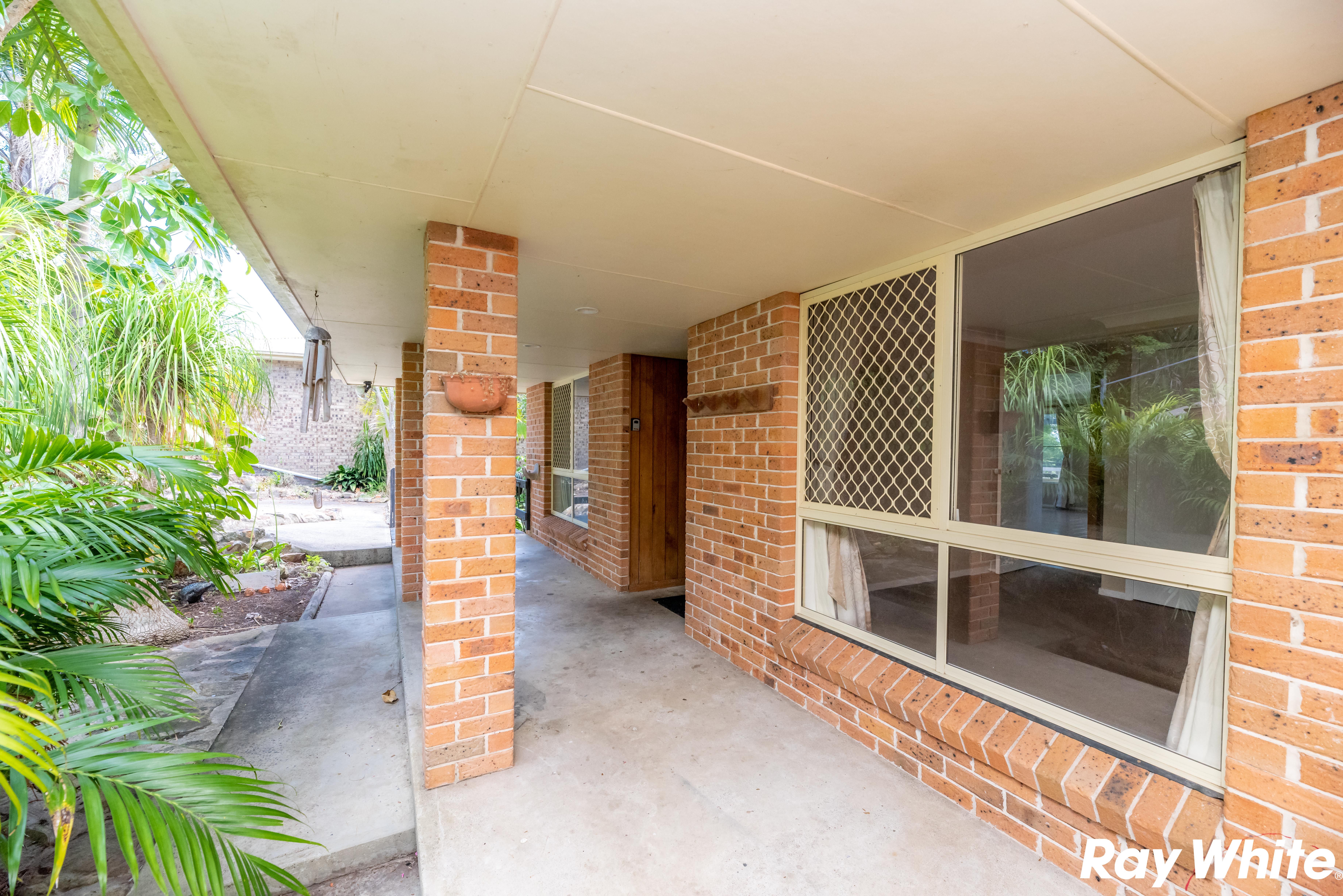 18 Emerald Place, Green Point, NSW 2428
