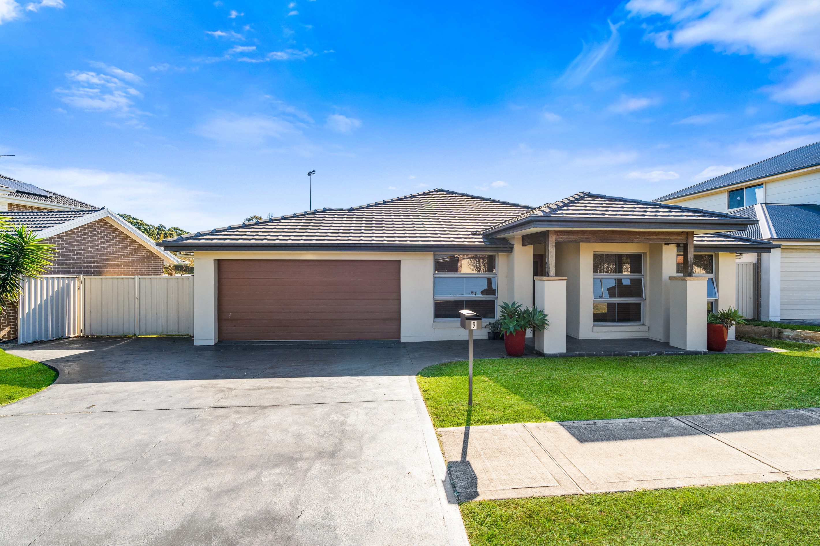 9 Kanangra Crescent, Elderslie, NSW 2570