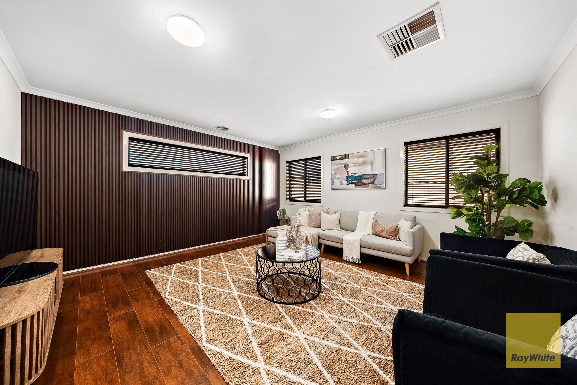 1 Frankie Way — photo 14 of 26