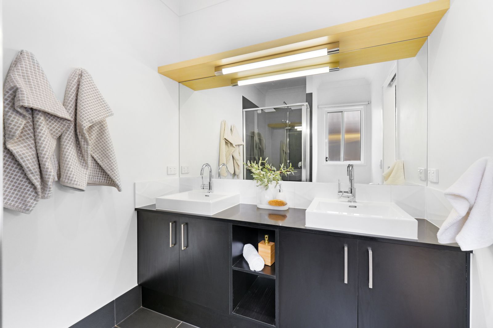 12 Oatley Street — photo 15 of 28