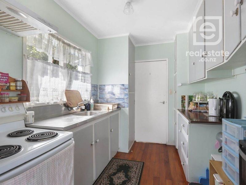 10a Seymour Road, Sunnyvale, Waitakere City