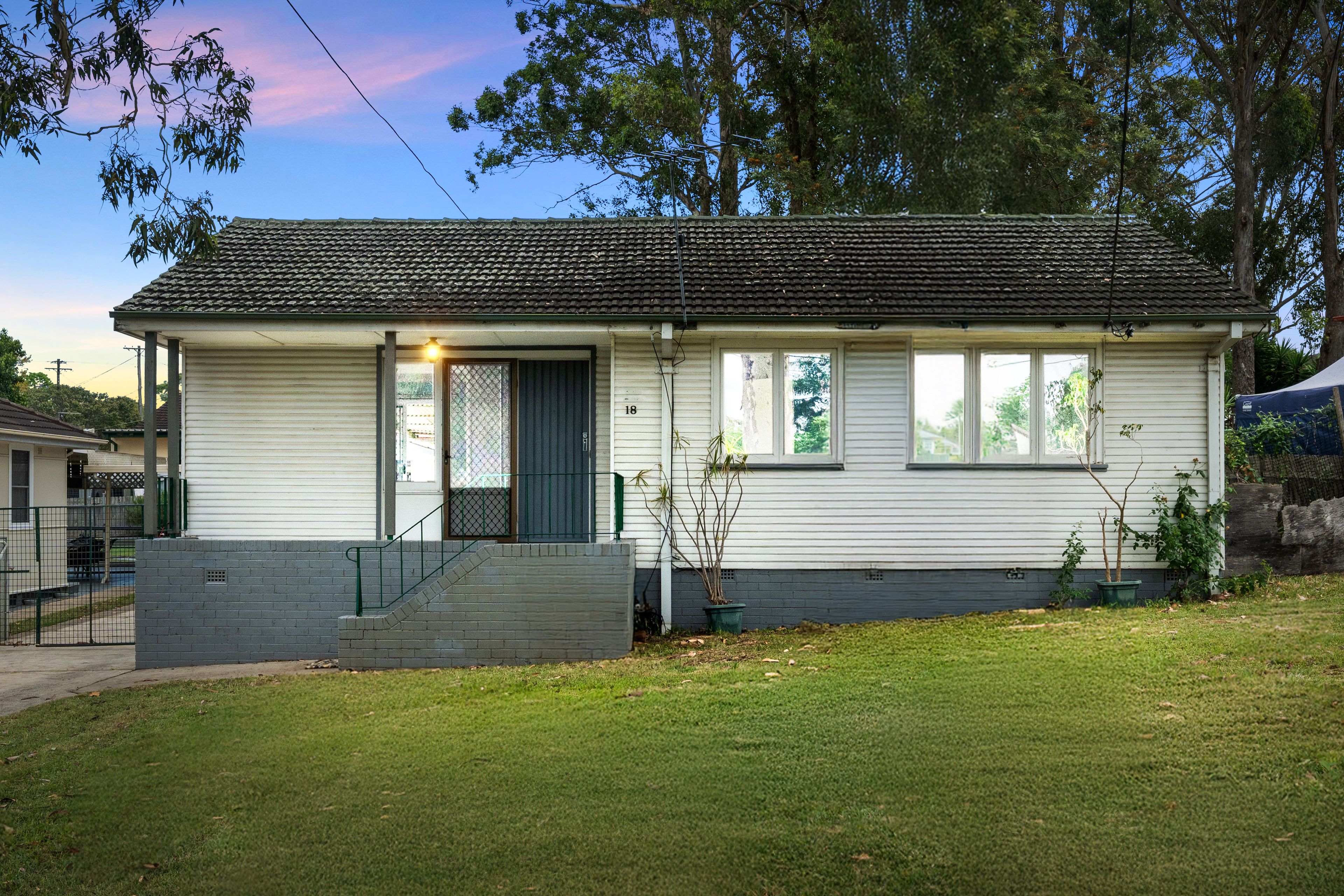 18 Boonoke Crescent, Miller NSW 2168