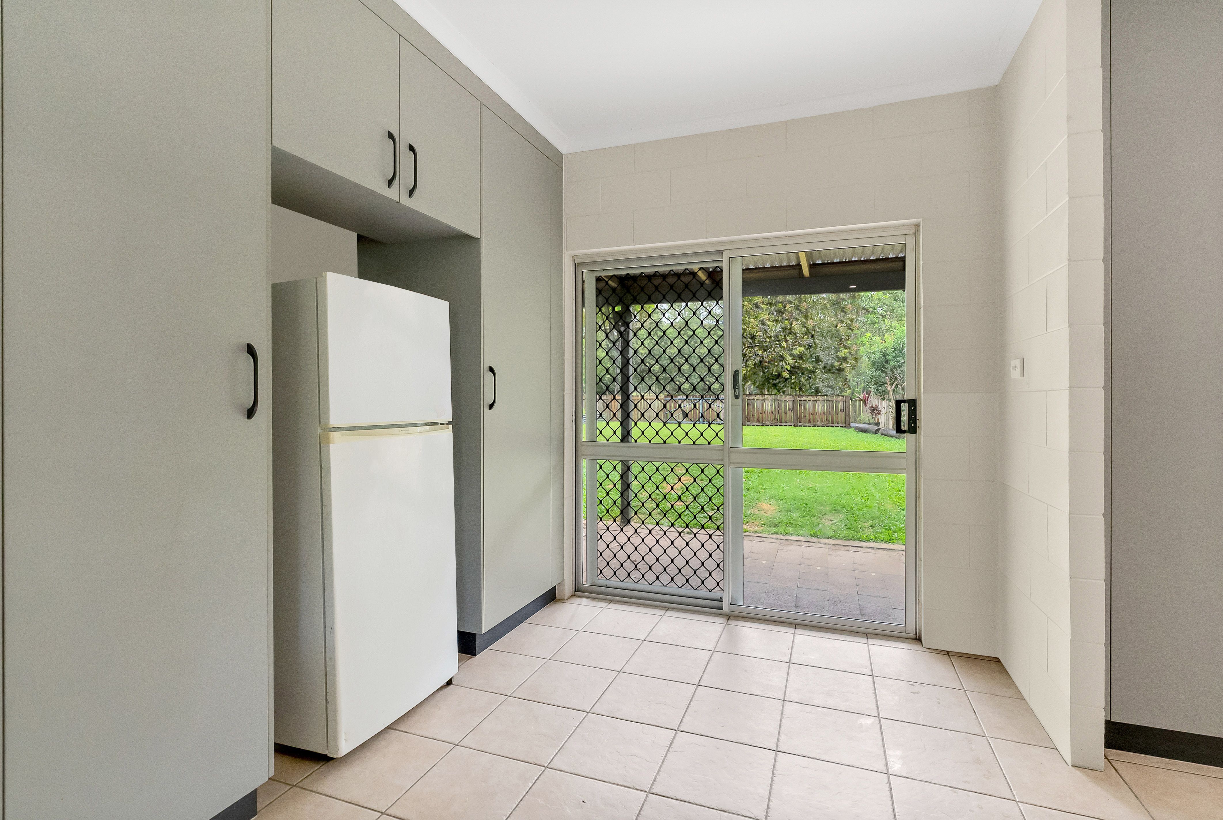 19 Buzacott Street — photo 6 of 19