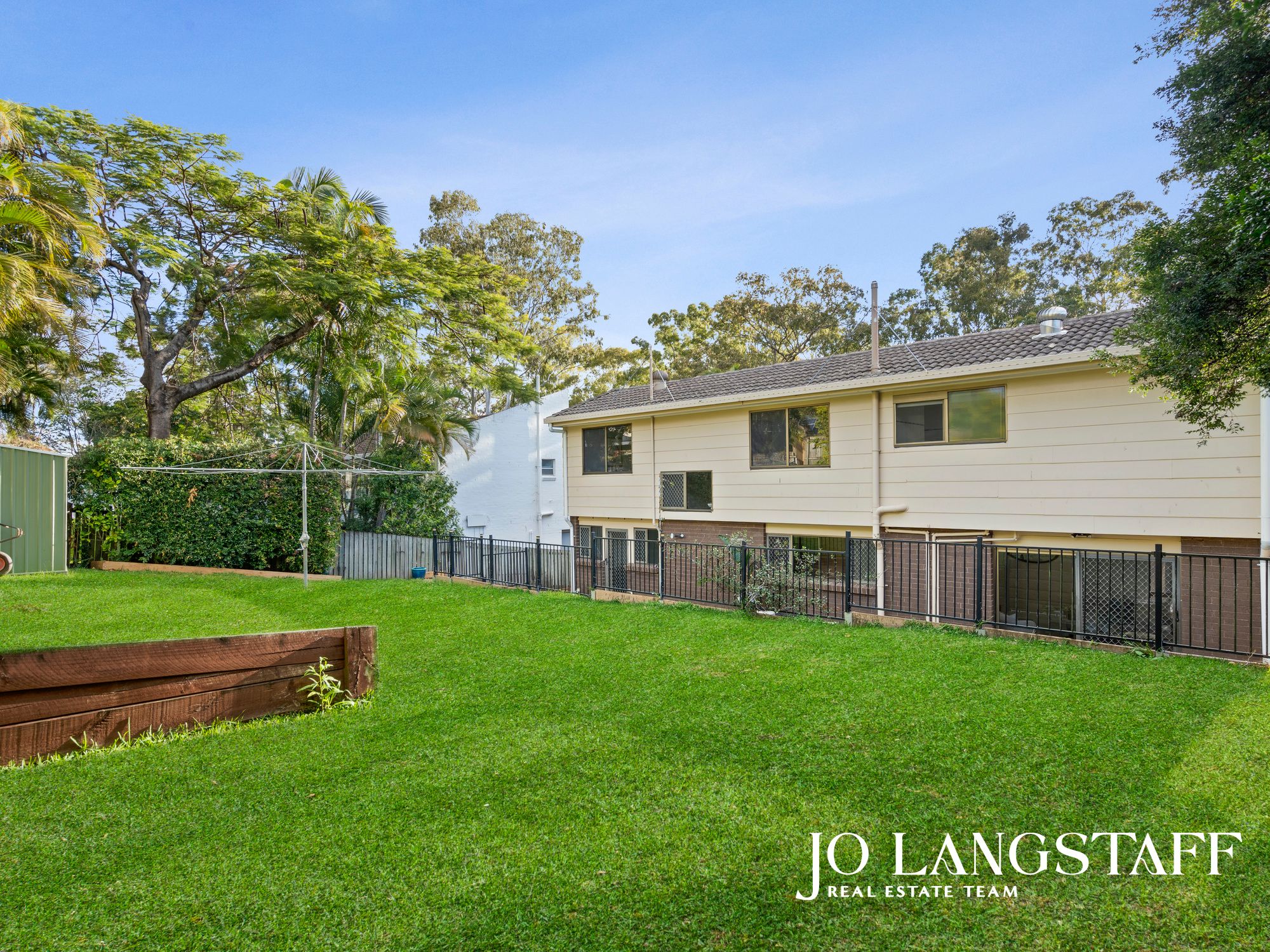 134 Fig Tree Pocket Road — photo 13 of 28