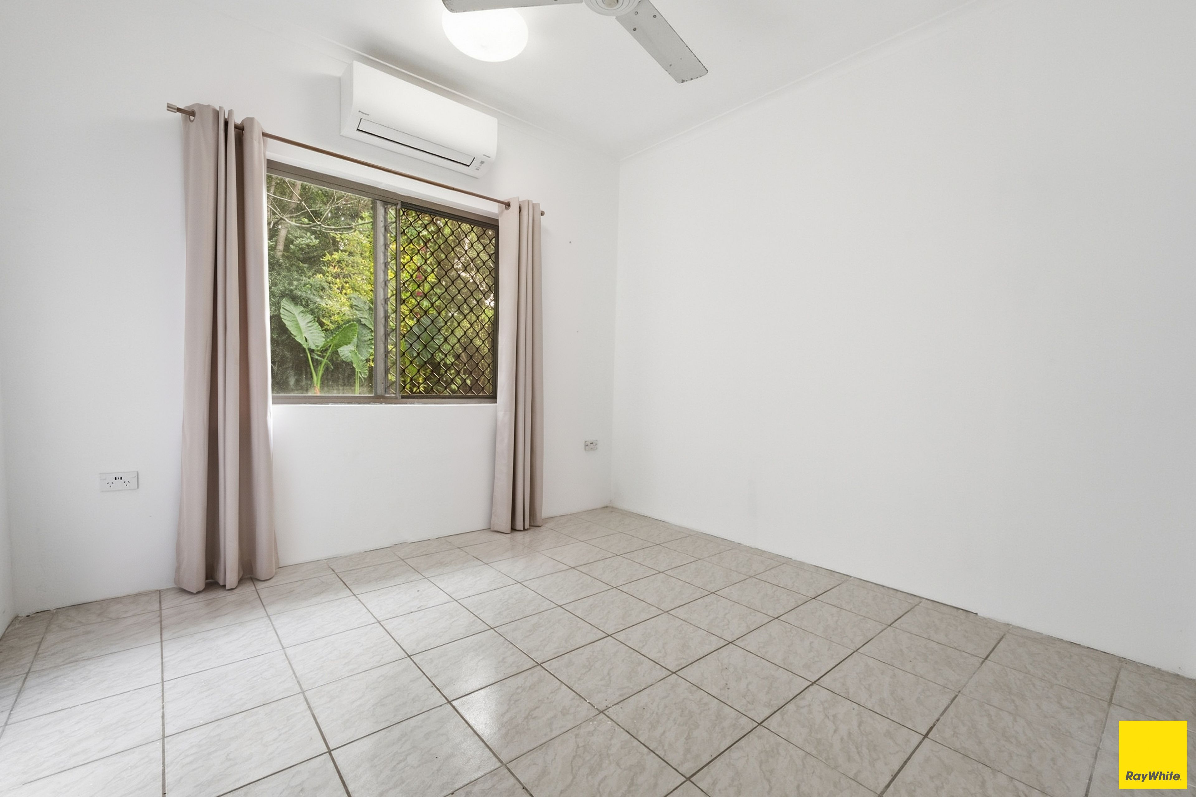 9 Melinga Close — photo 8 of 19