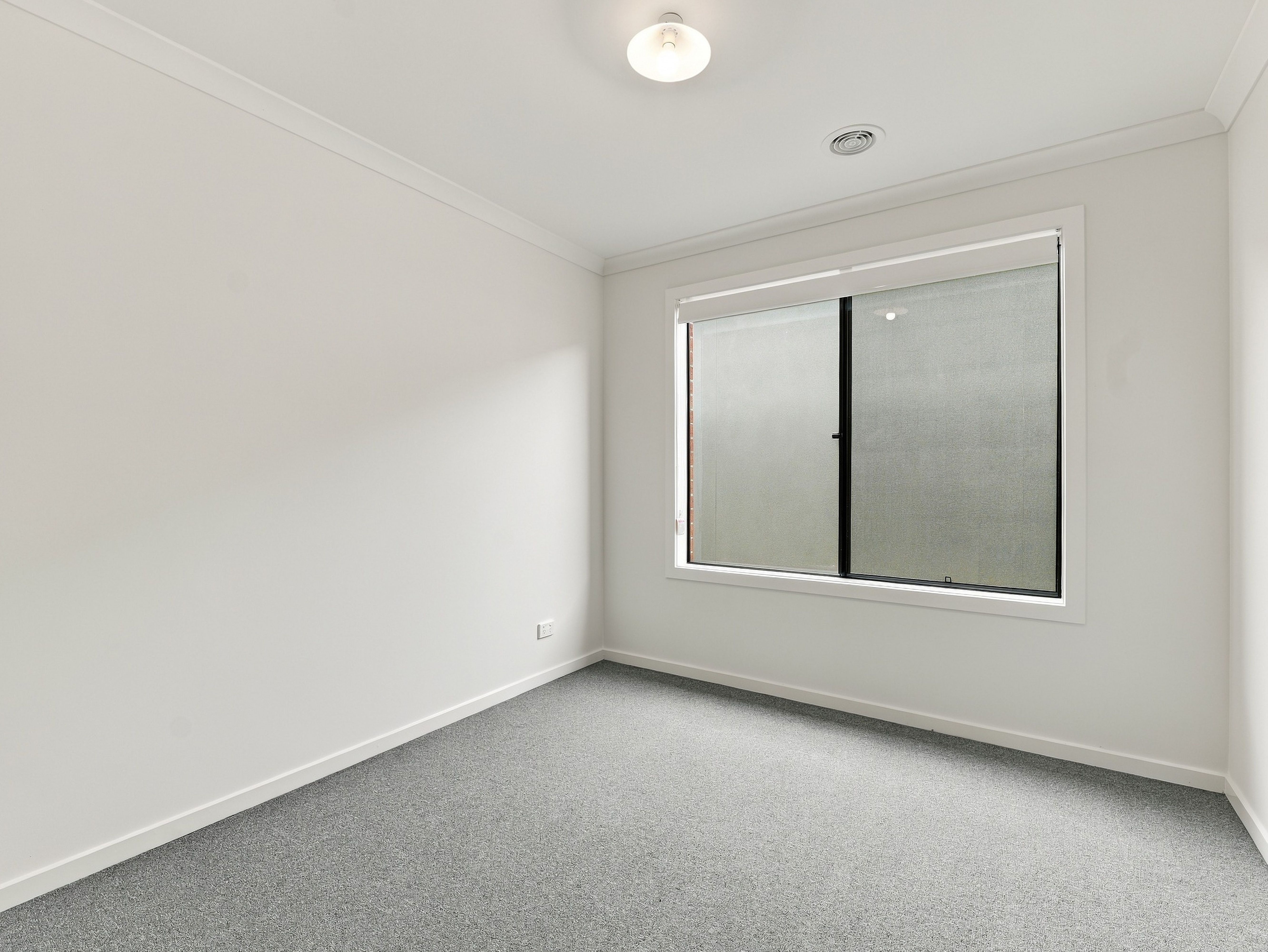 43 Rosedale Circuit — photo 12 of 22