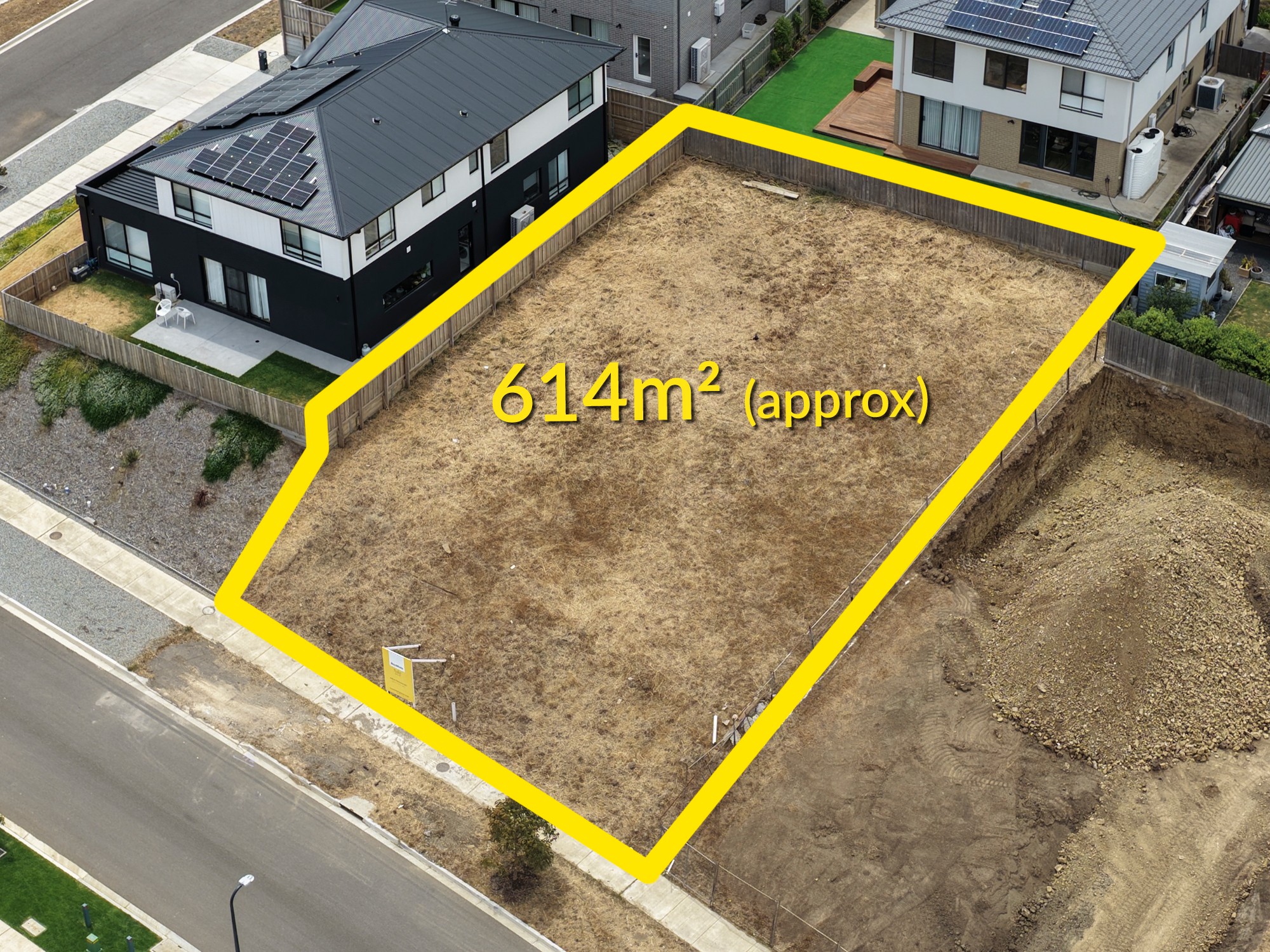 11 Strathlachlan Drive, Highton, VIC 3216