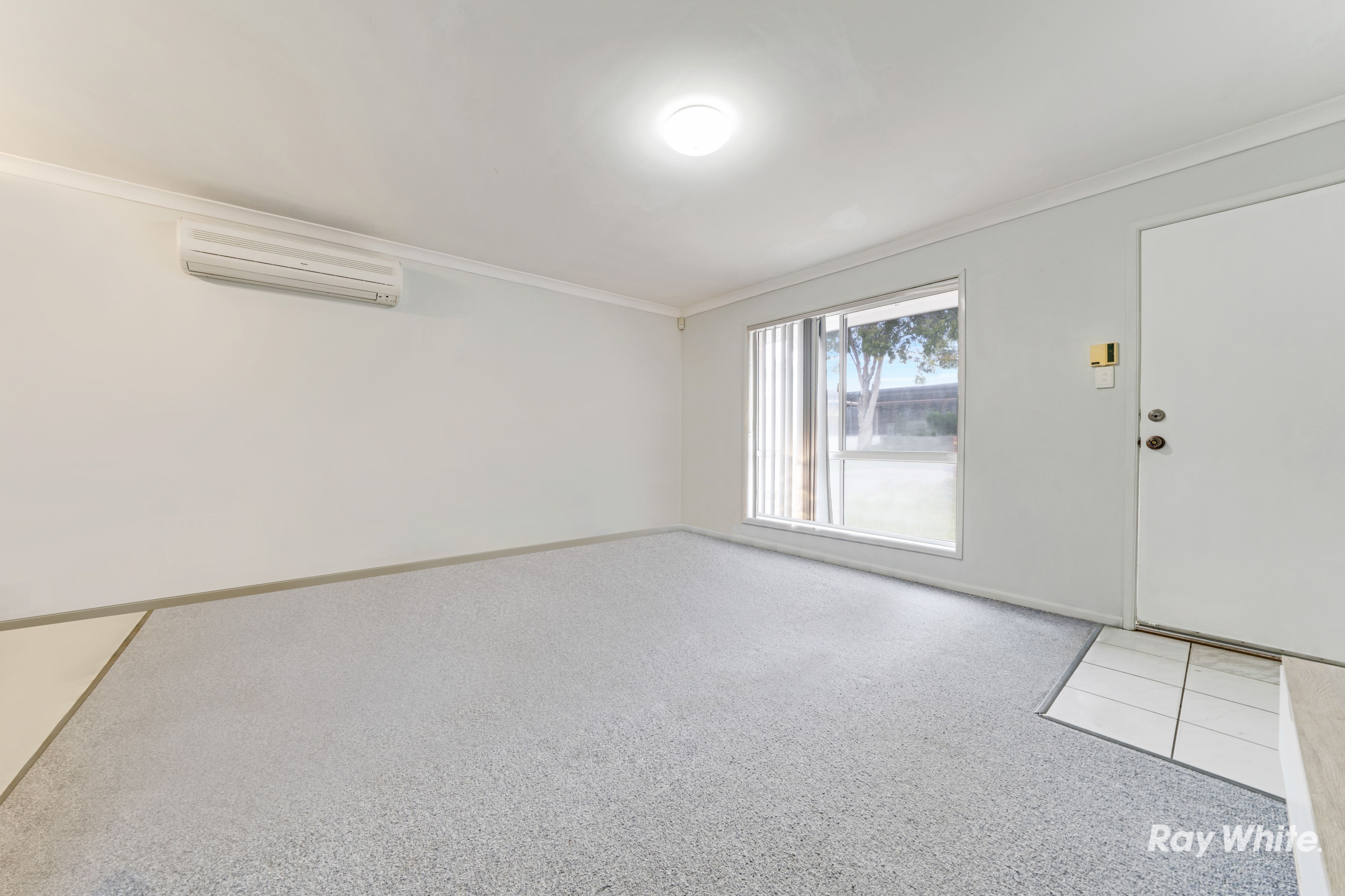 4 Pitt Court, Crestmead, QLD 4132