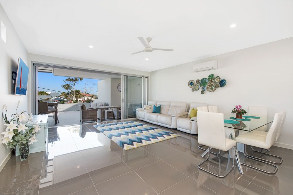 2/11 Bindaree Crescent, Mooloolaba, QLD 4557
