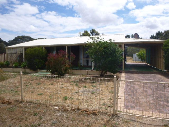 107 First Avenue, Kendenup WA 6323