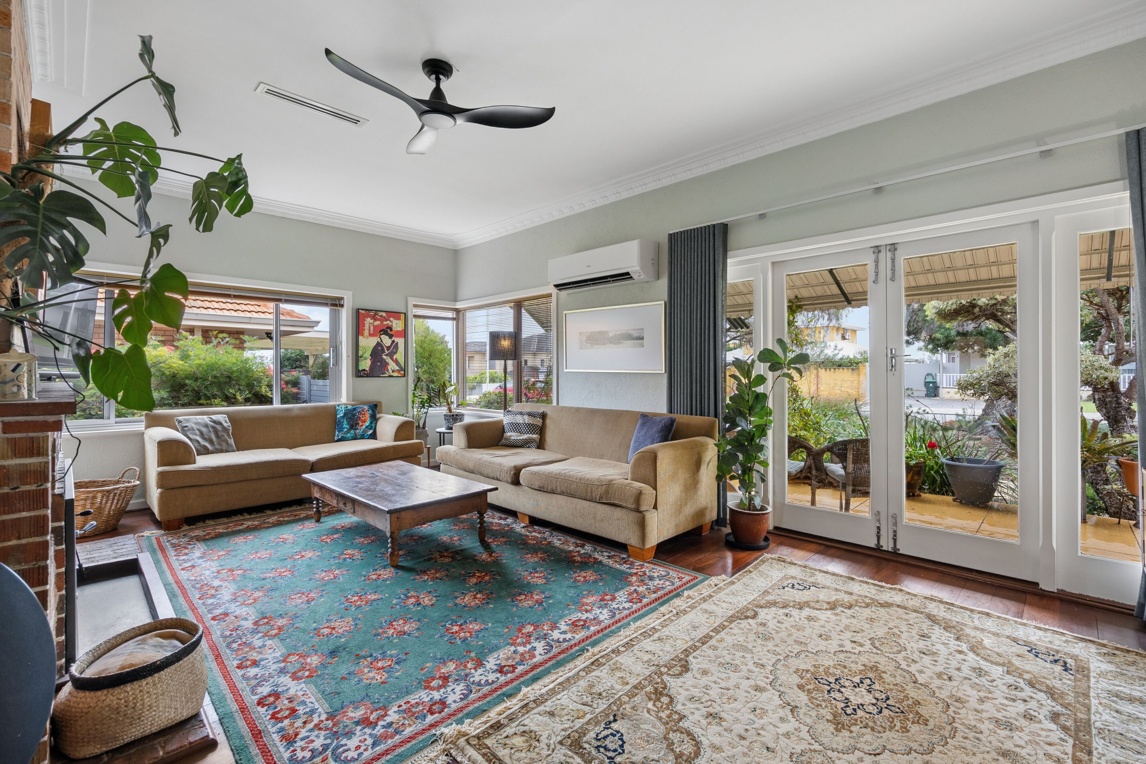 32 Saunders Street — photo 4 of 22
