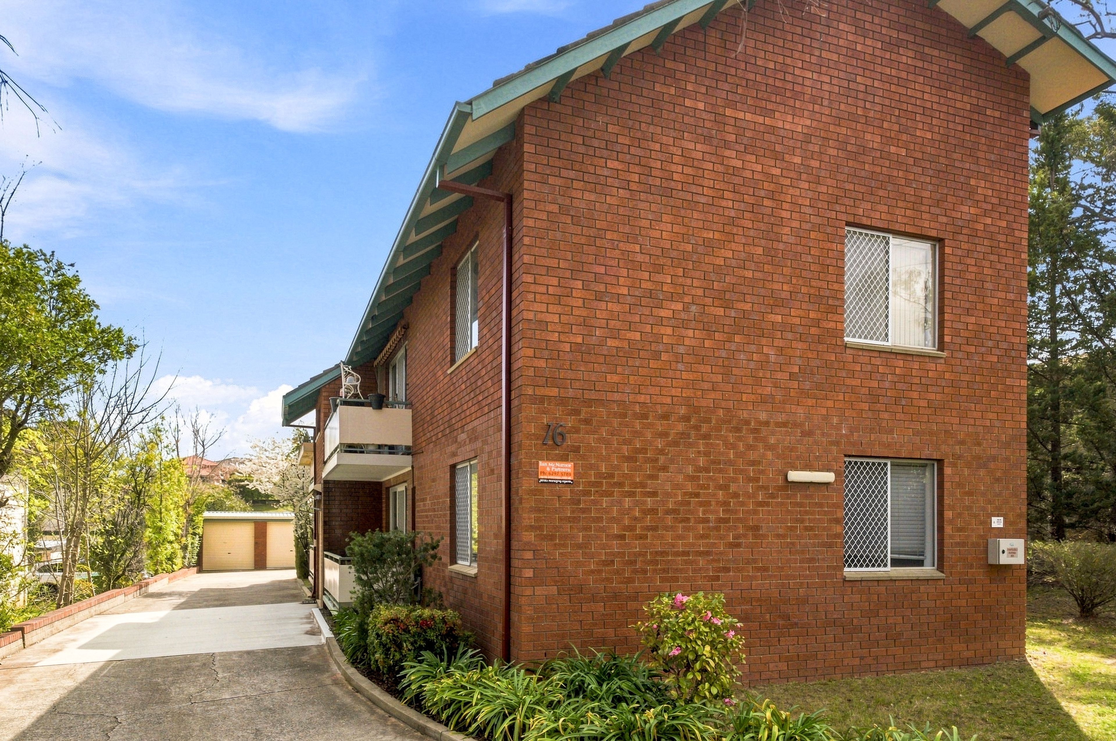 3/16 Yarrow Street — photo 14 of 20