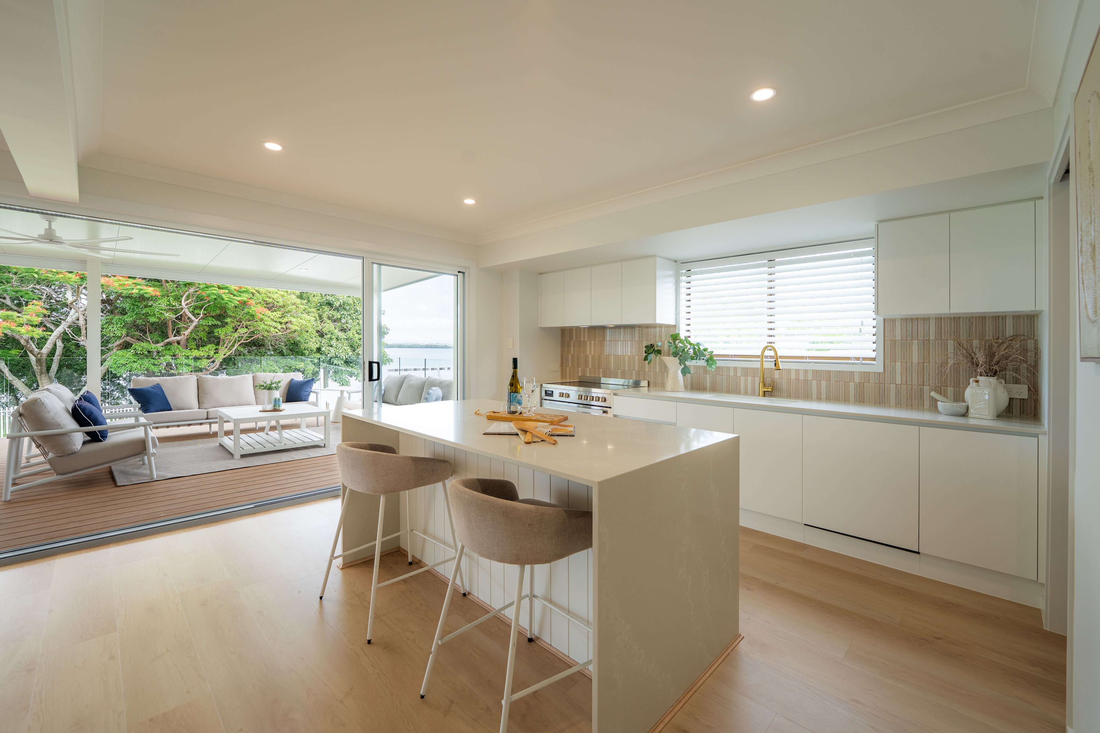 27 Bayview Terrace — photo 3 of 24