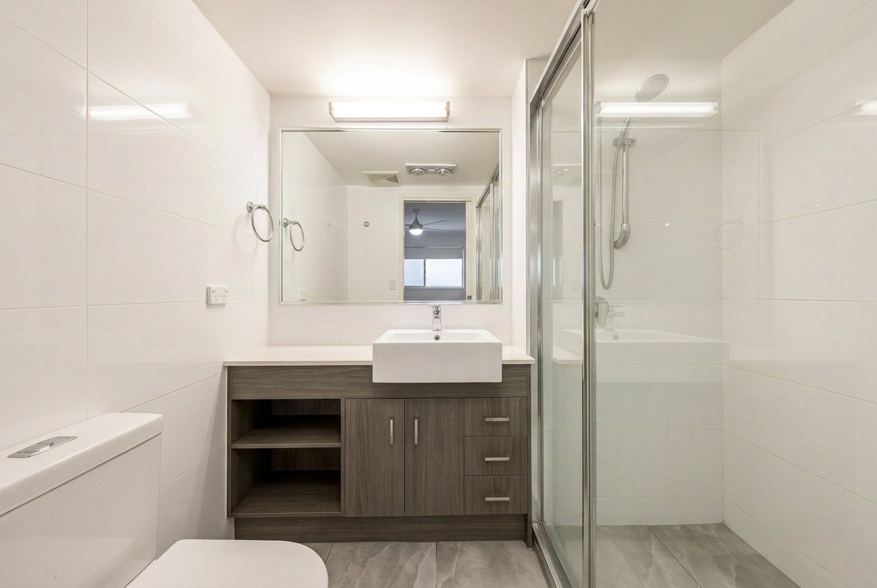3/5 Springwood Street — photo 6 of 12