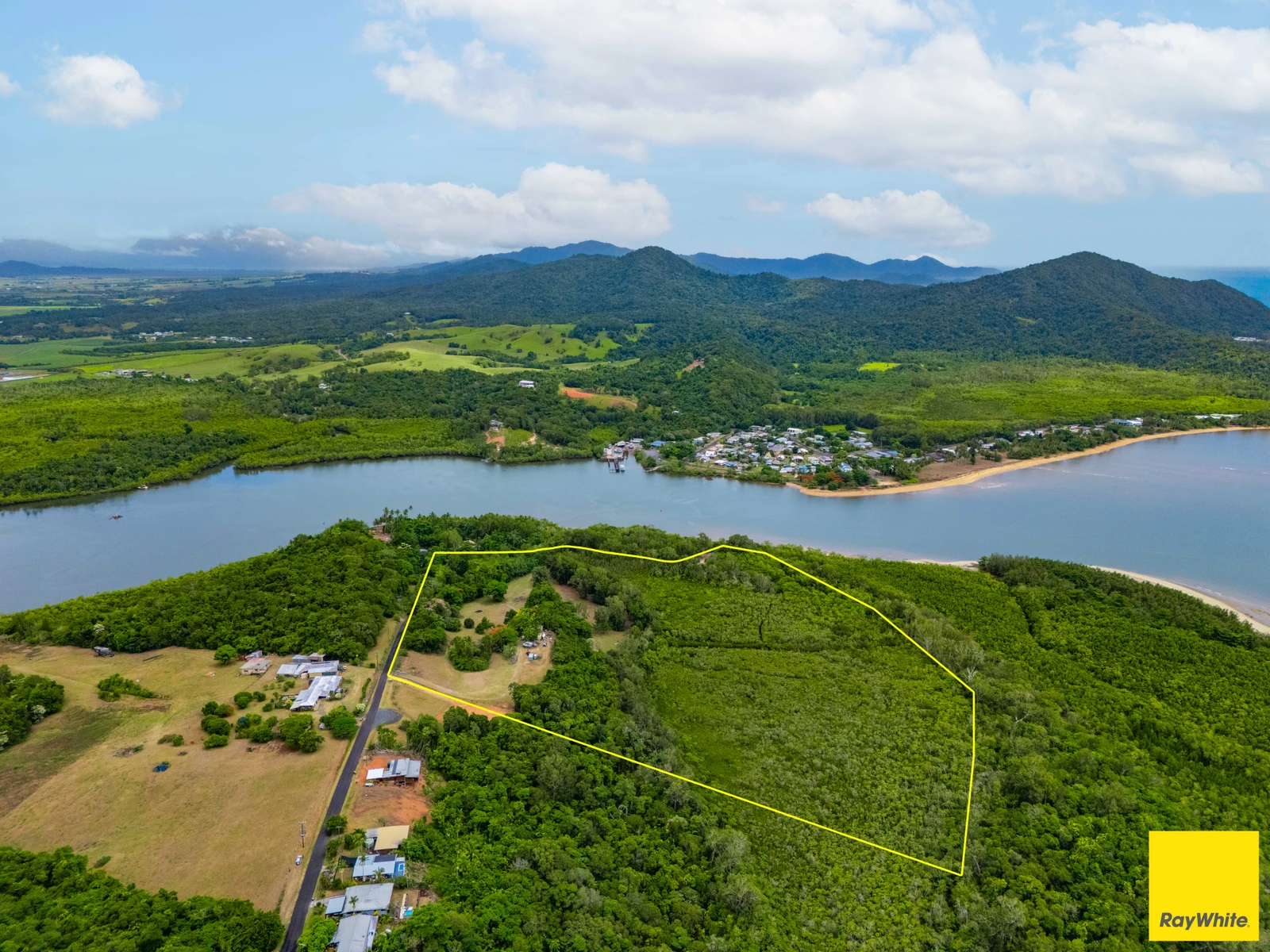 364 Coquette Point Road, Coquette Point, QLD 4860