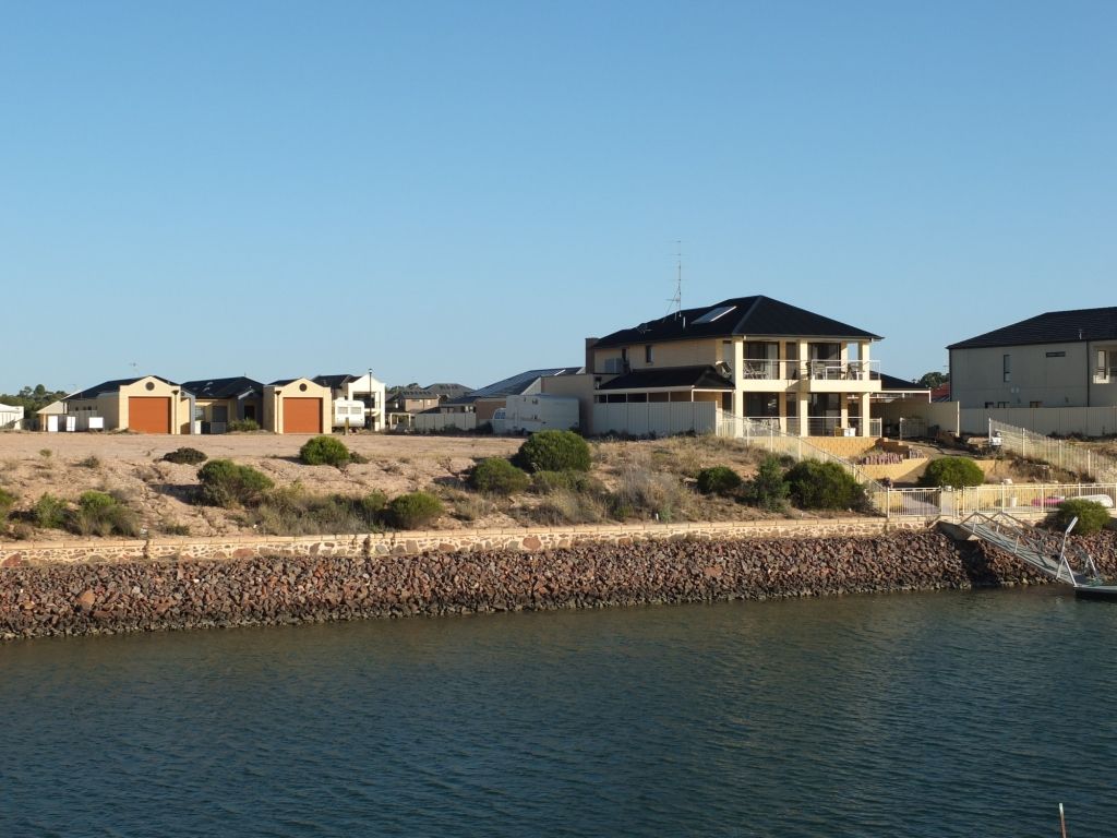 13 (Lot 760) Stately Way, Wallaroo, SA 5556