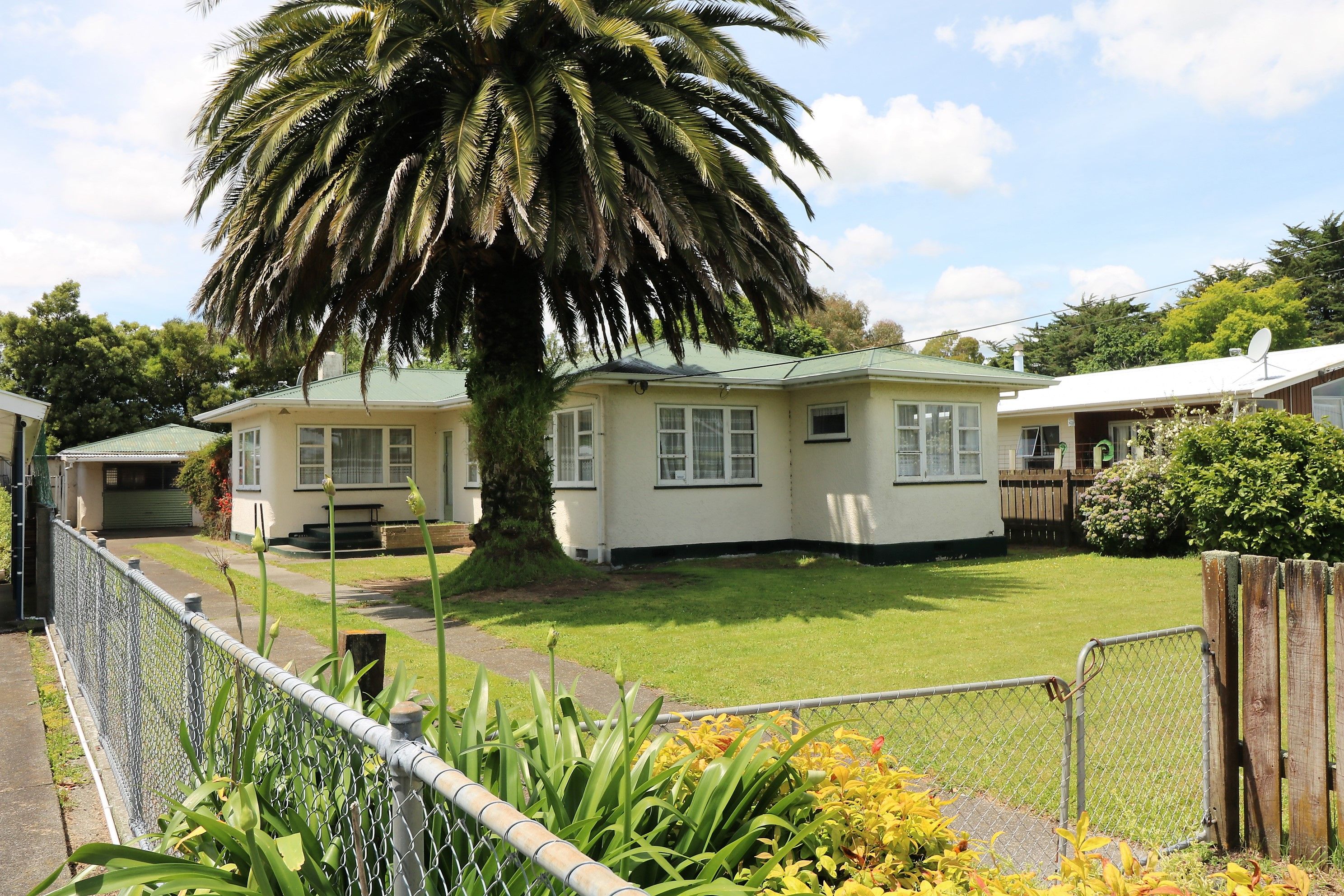 27 Moreton Road, Carterton, Carterton District Real Estate Ray