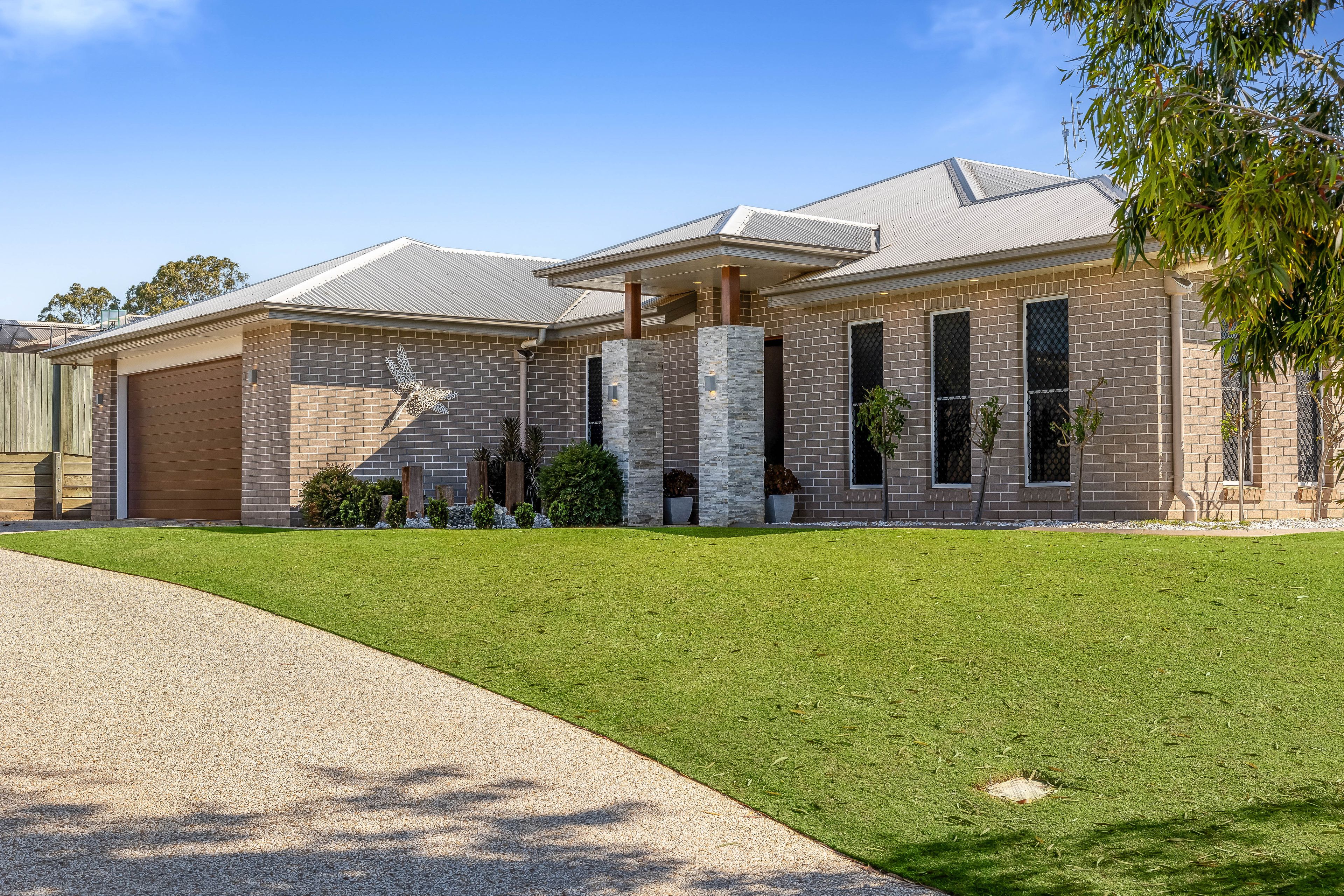 1 Monarch Street, Meringandan West, QLD 4352