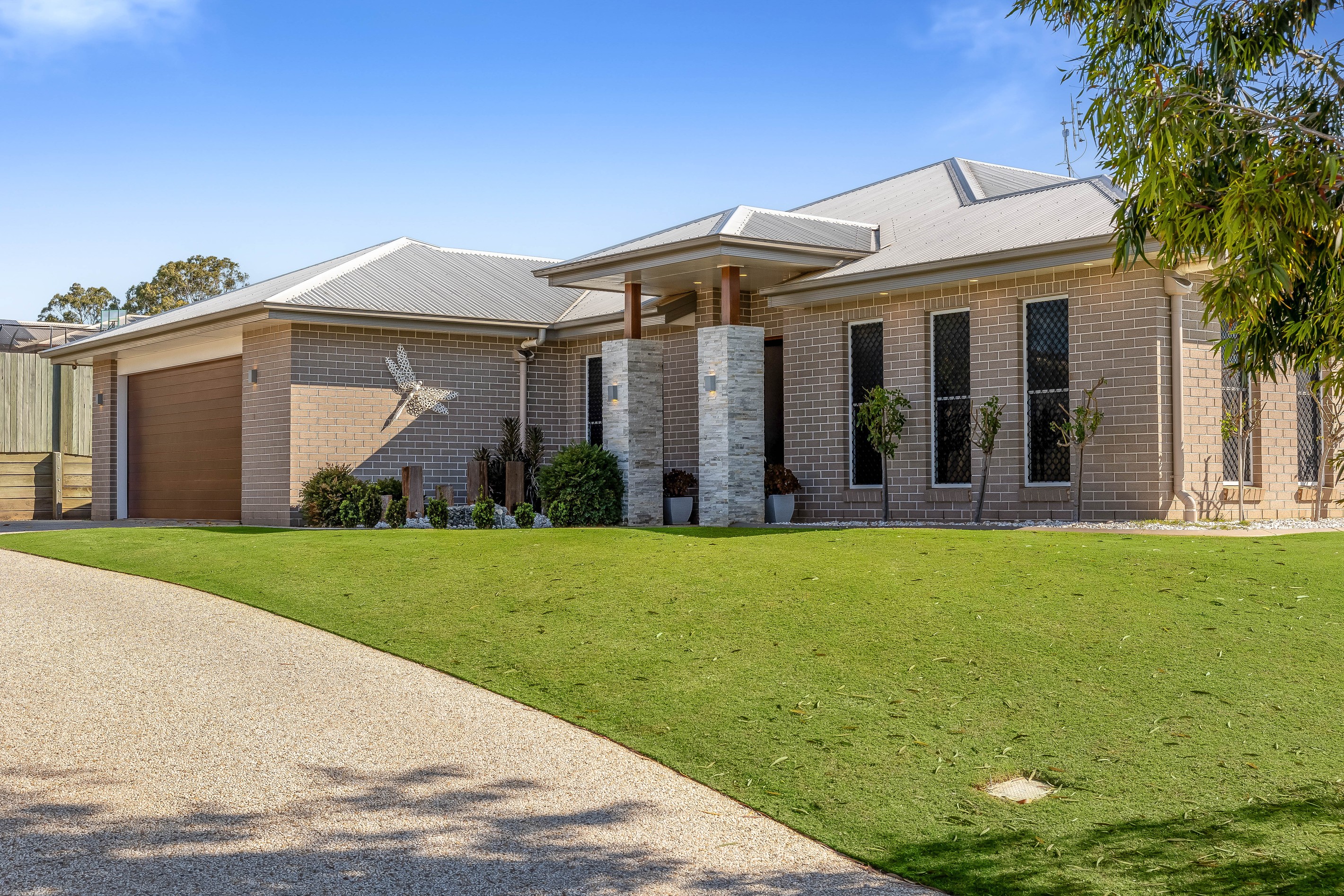 1 Monarch Street, Meringandan West, QLD 4352