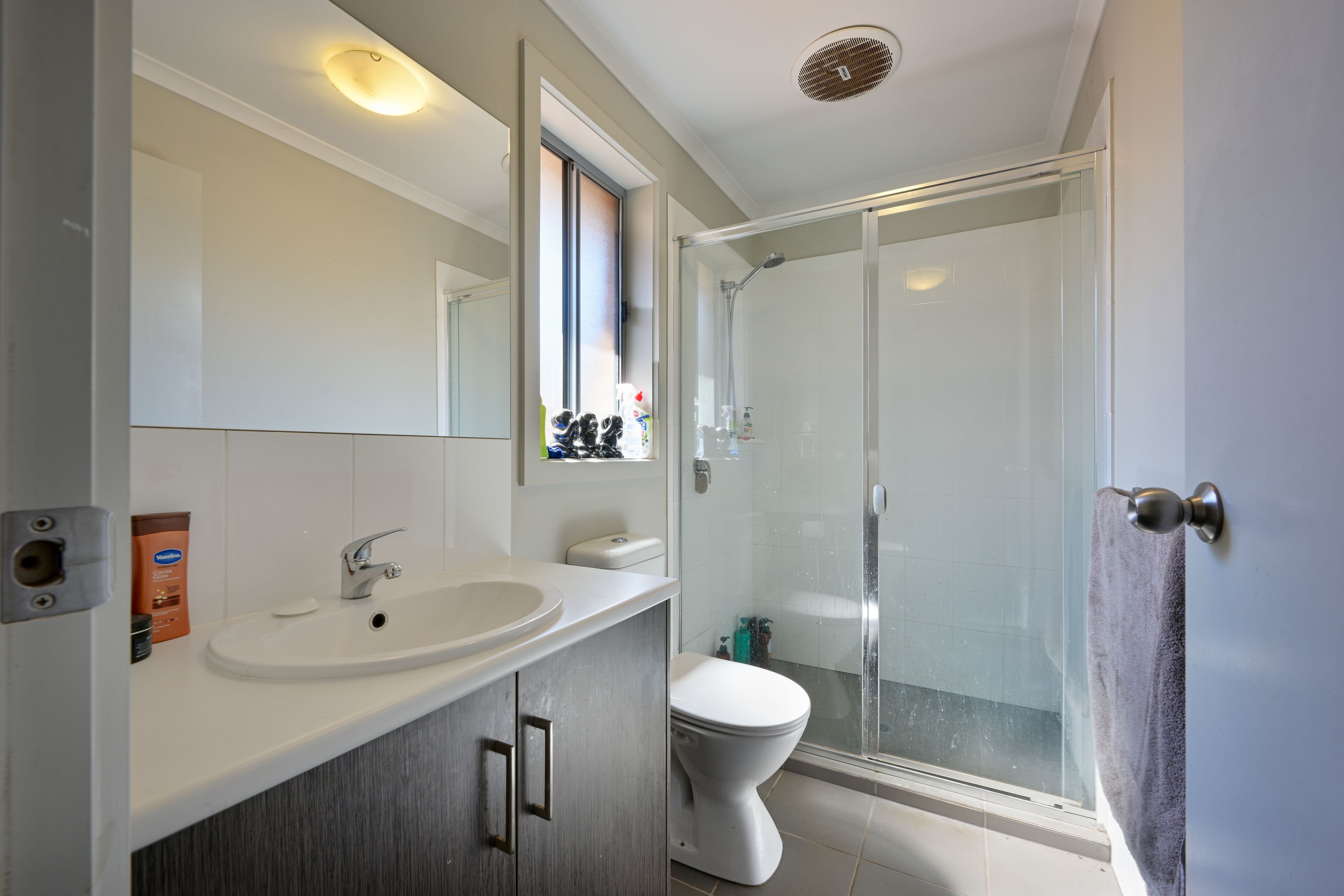 26 Mcinness Street — photo 9 of 12