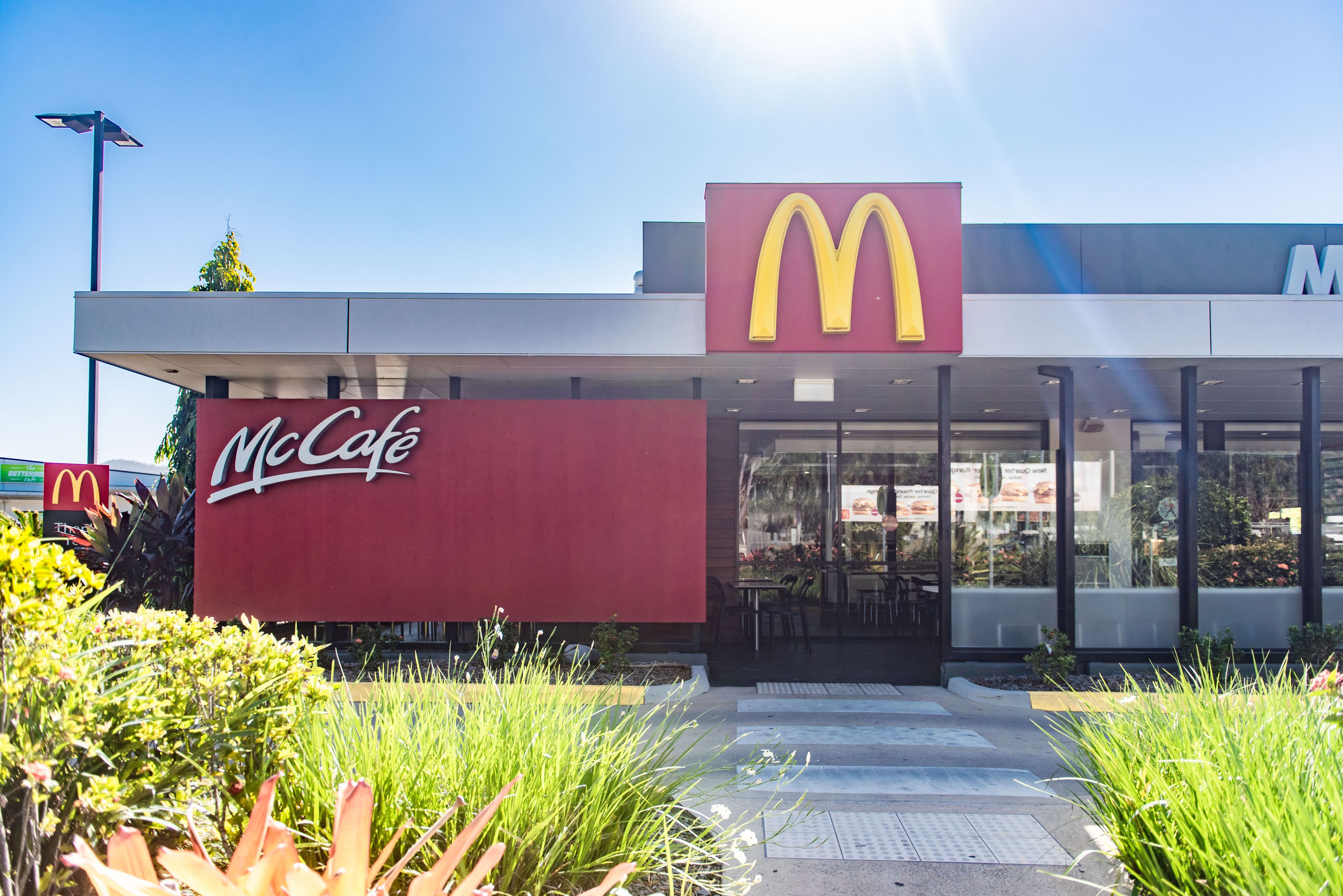 Reef Plaza Cnr Shute Harbour Rd/Paluma Road, Cannonvale, QLD 4802