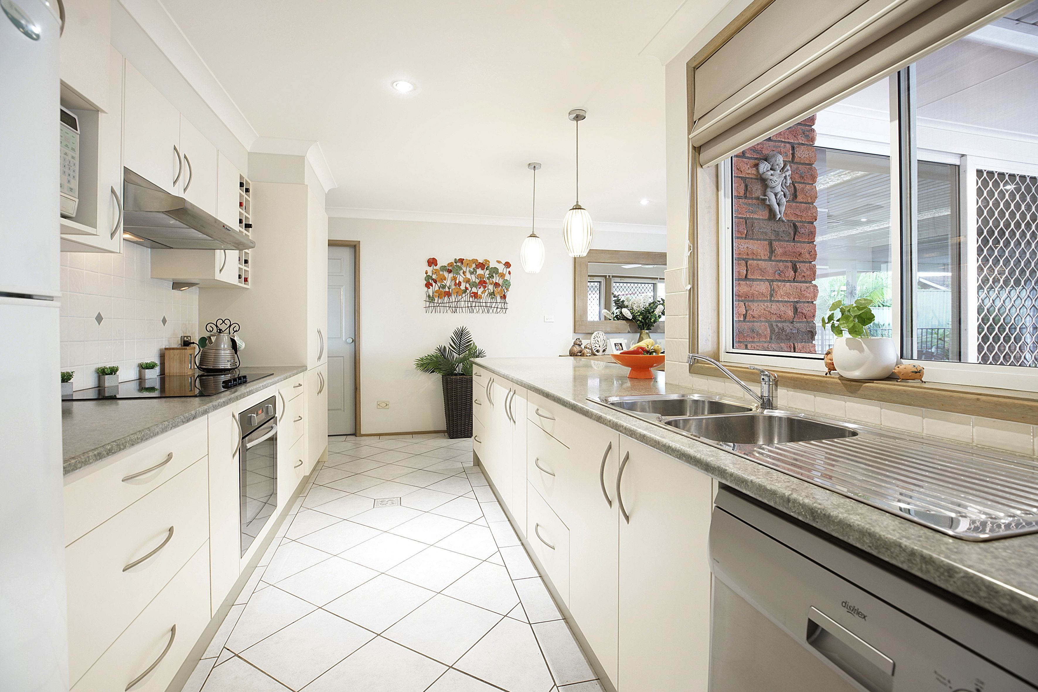6 Banjo Paterson Close, Glenmore Park, NSW 2745
