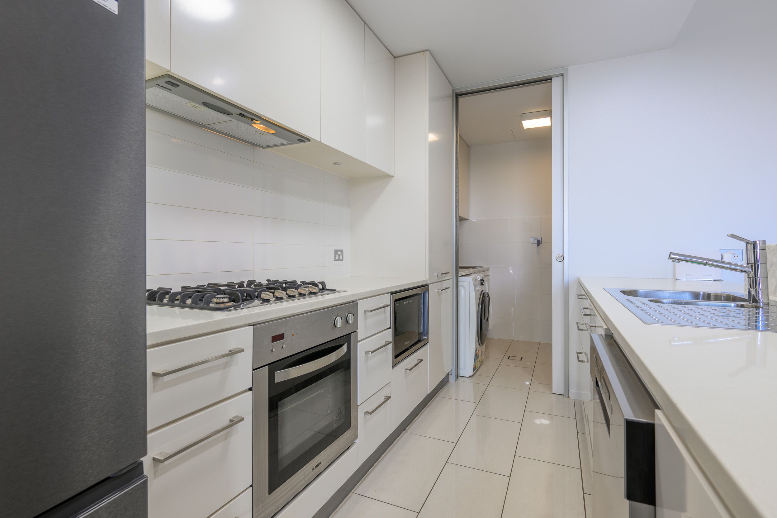 303/35 Lord Street — photo 15 of 24