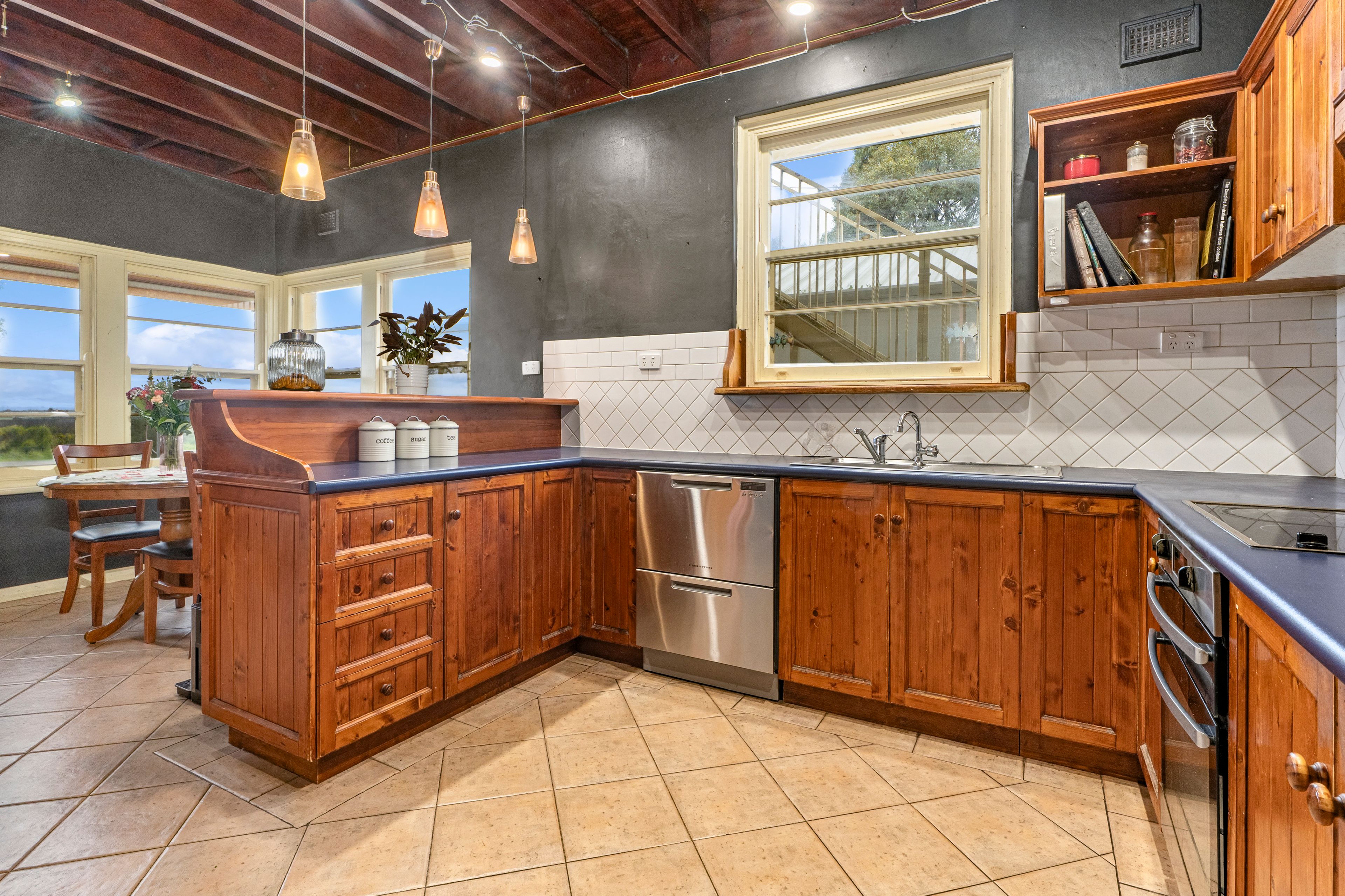 31 Old Cooltong Avenue — photo 7 of 19